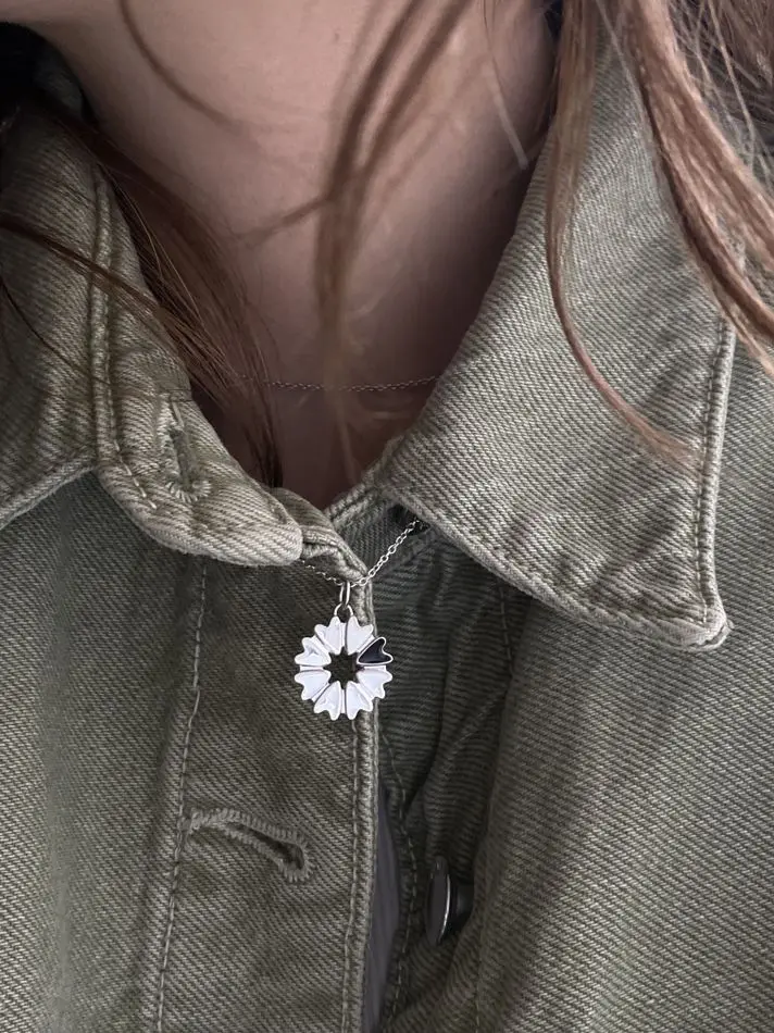 подвеска FLOVER c черной эмалью на цепочке 45-50 см