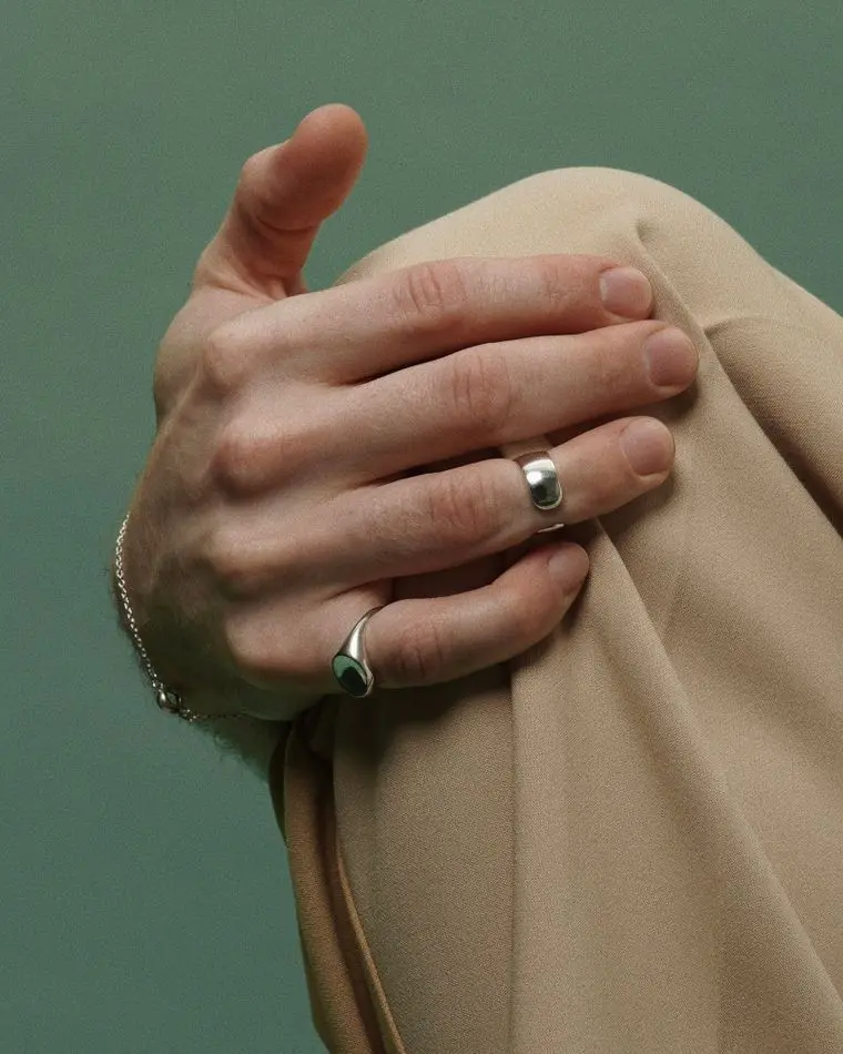 кольцо-печатка touch round