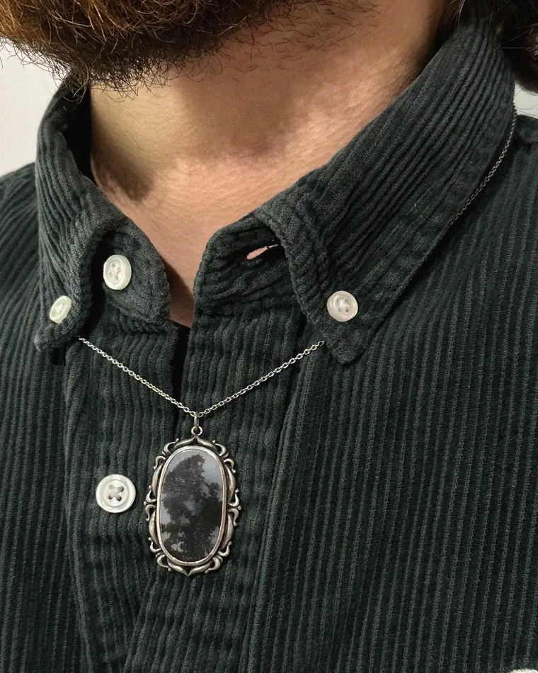 подвеска-картина с дендритовым агатом