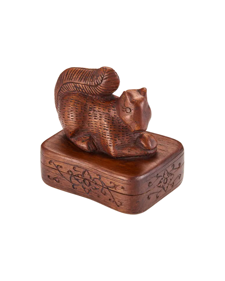 шкатулка в виде белки