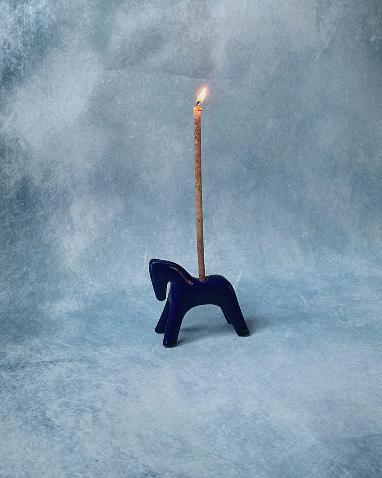 фигурка alohagaia x жечь из фарфора (кобальт)