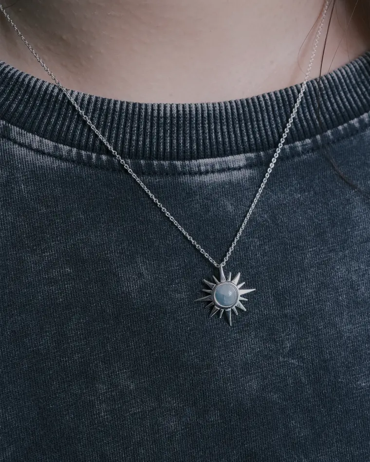 подвеска polar с аквамарином на цепочке 40-45 см (родирование)