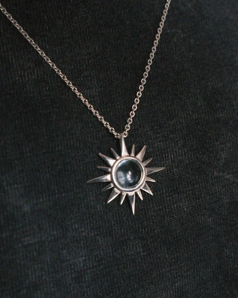 подвеска polar с голубым топазом на цепочке 40-45 см (родирование)