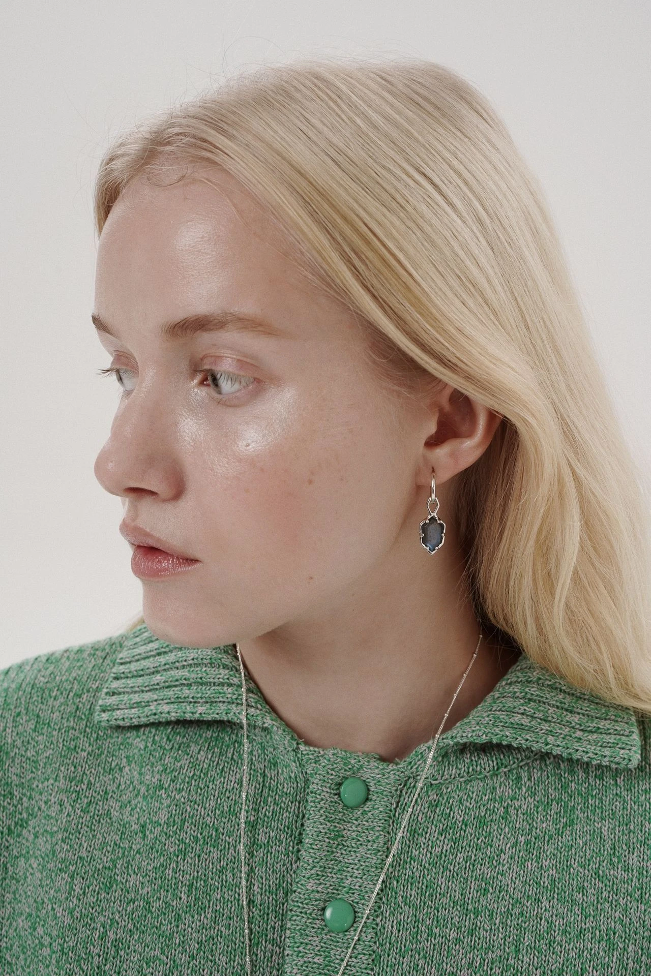 шарм honu на базовом кликере (s) - лабрадорит