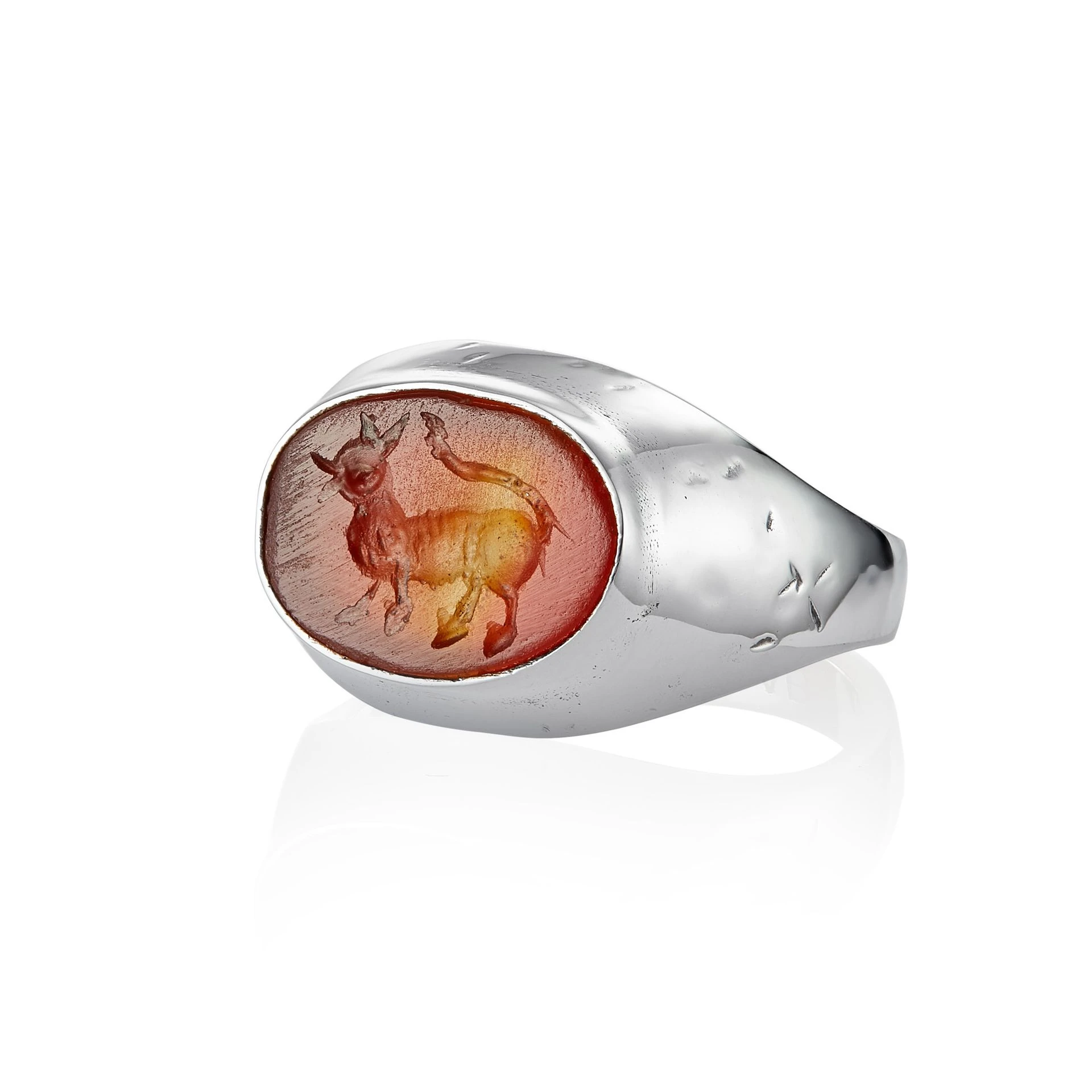 lab142 кольцо-печатка с инталией 18 (сердолик)
