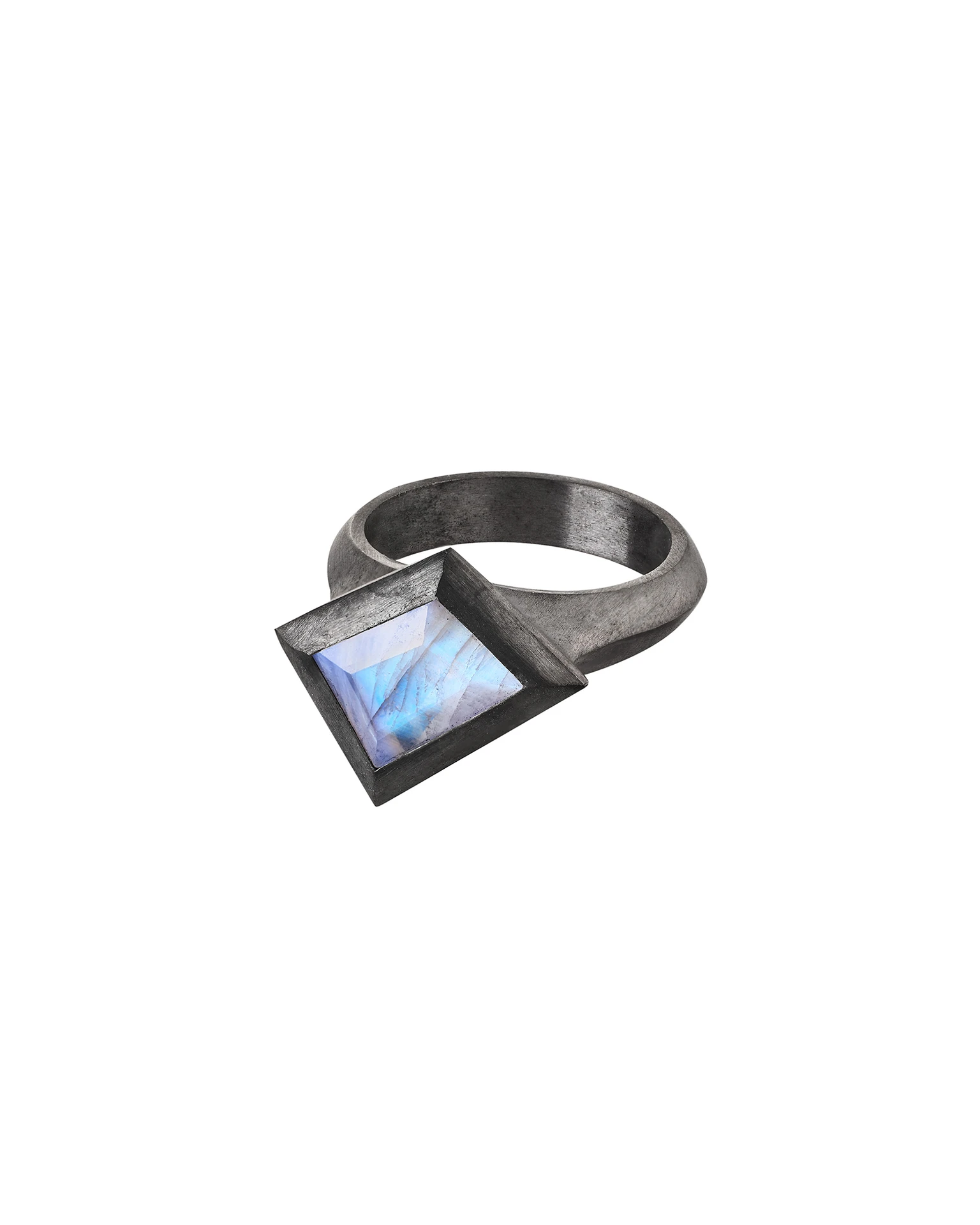 кольцо demantur с лунным камнем