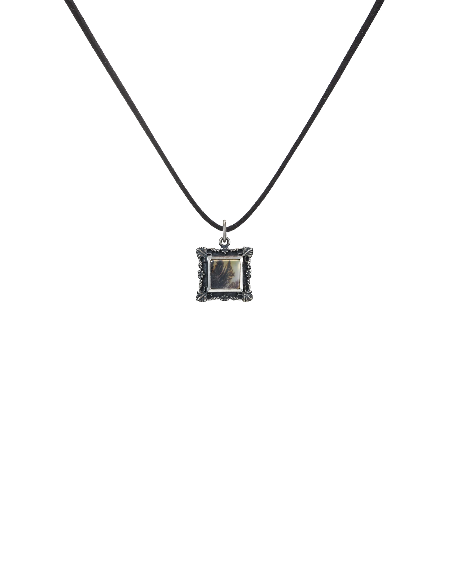 подвеска-картина с дендритовым агатом