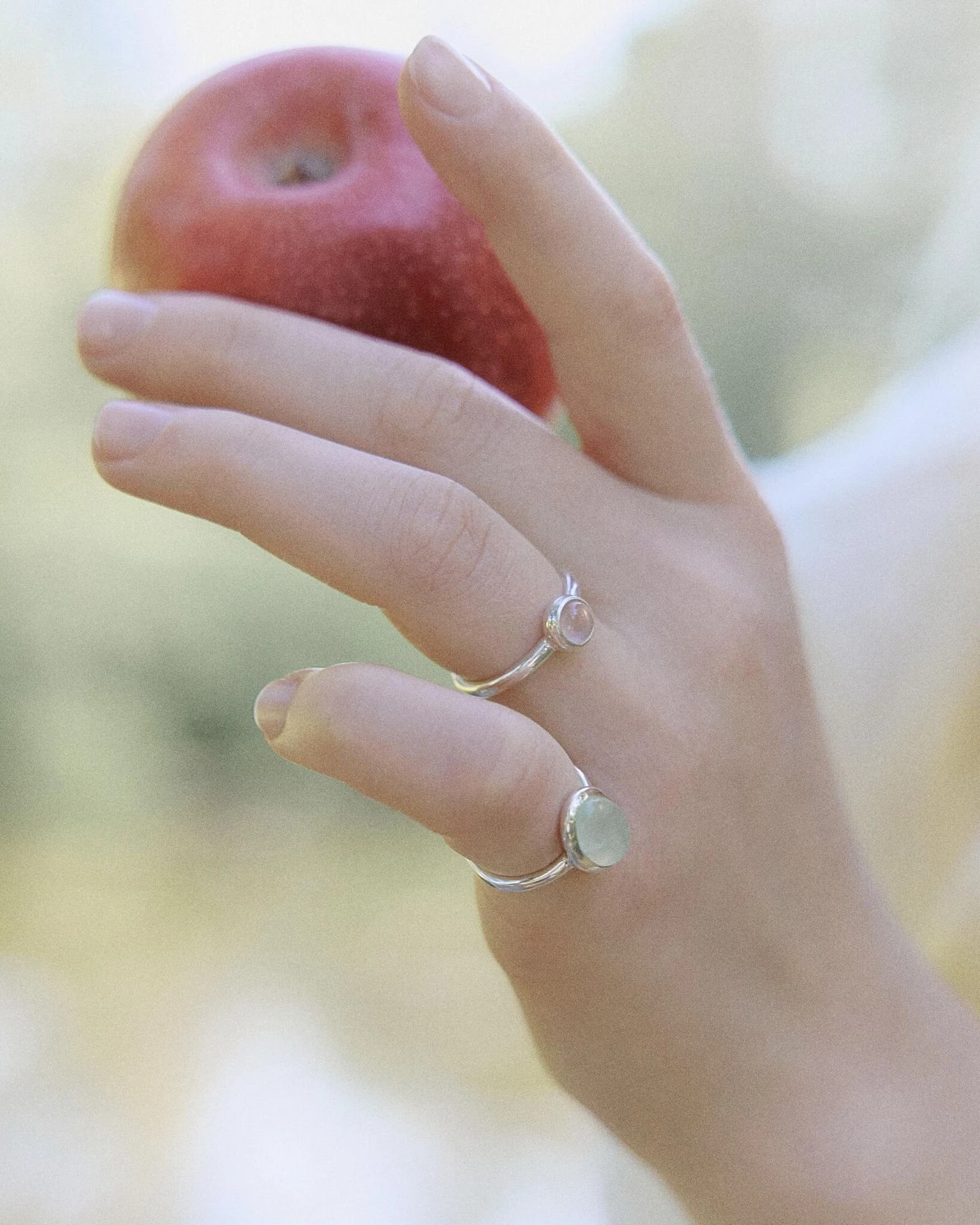 кольцо omega с пренитом