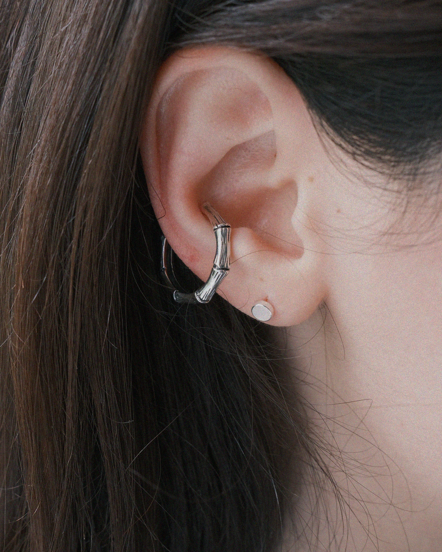 моносерьга dot с перламутром