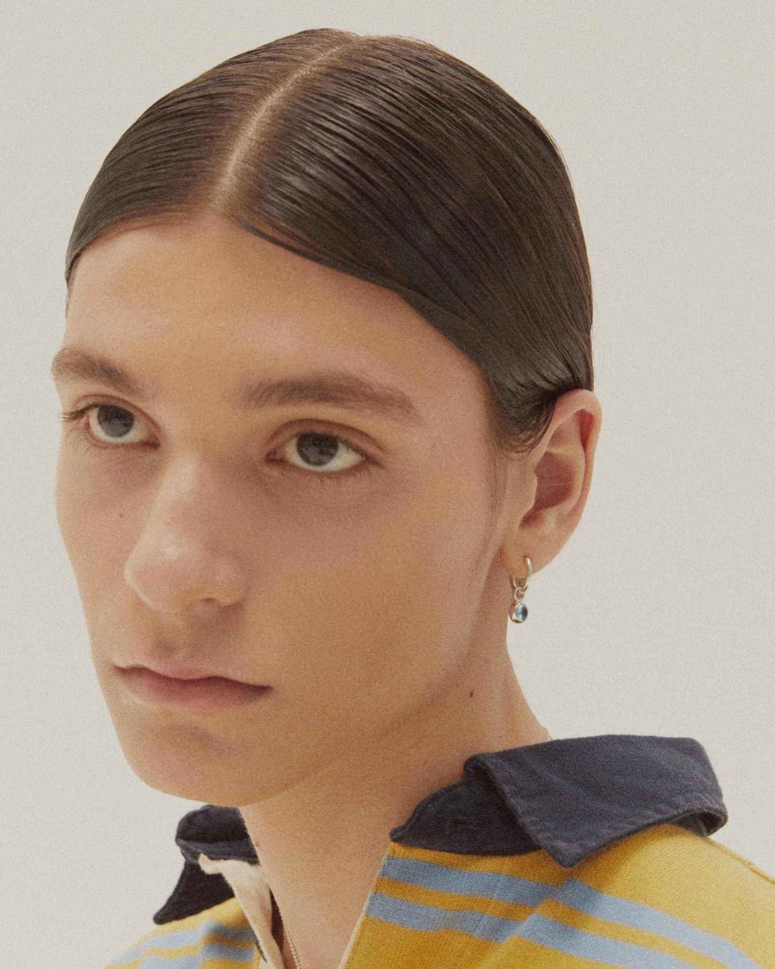 шарм alpha на базовом кликере (s) - голубой топаз