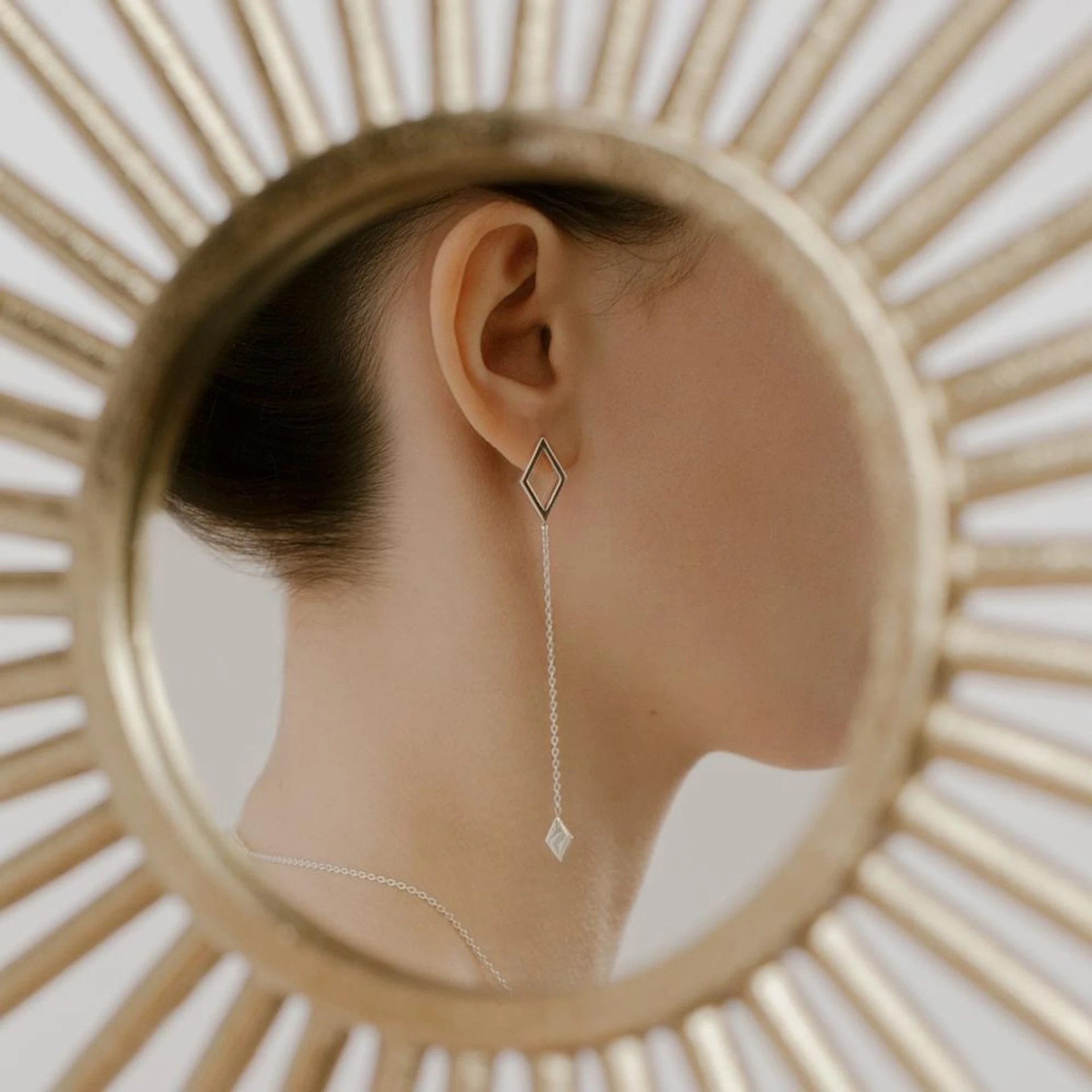 моносерьга rhombus на цепочке