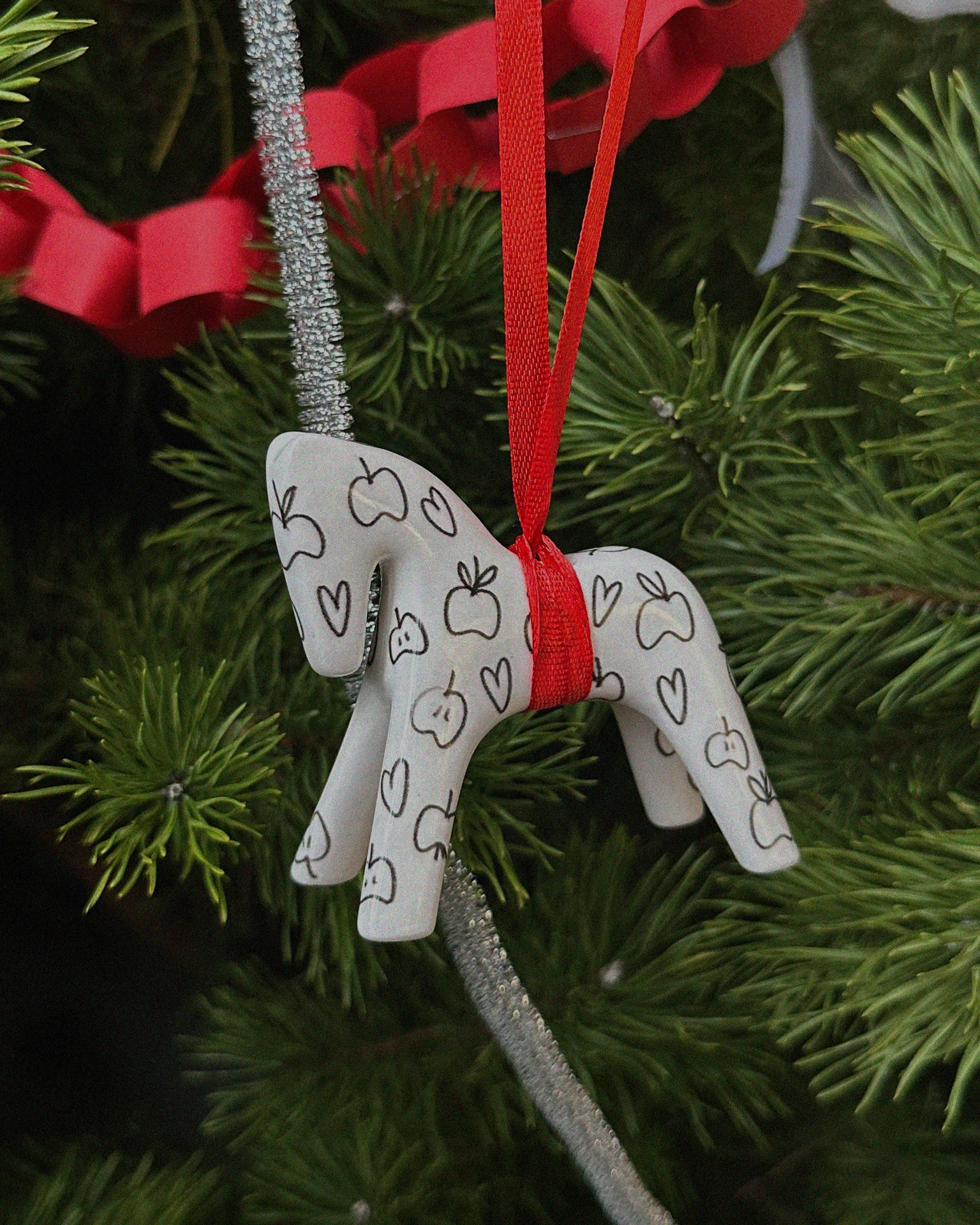 фигурка alohagaia x жечь из фарфора (яблоки)