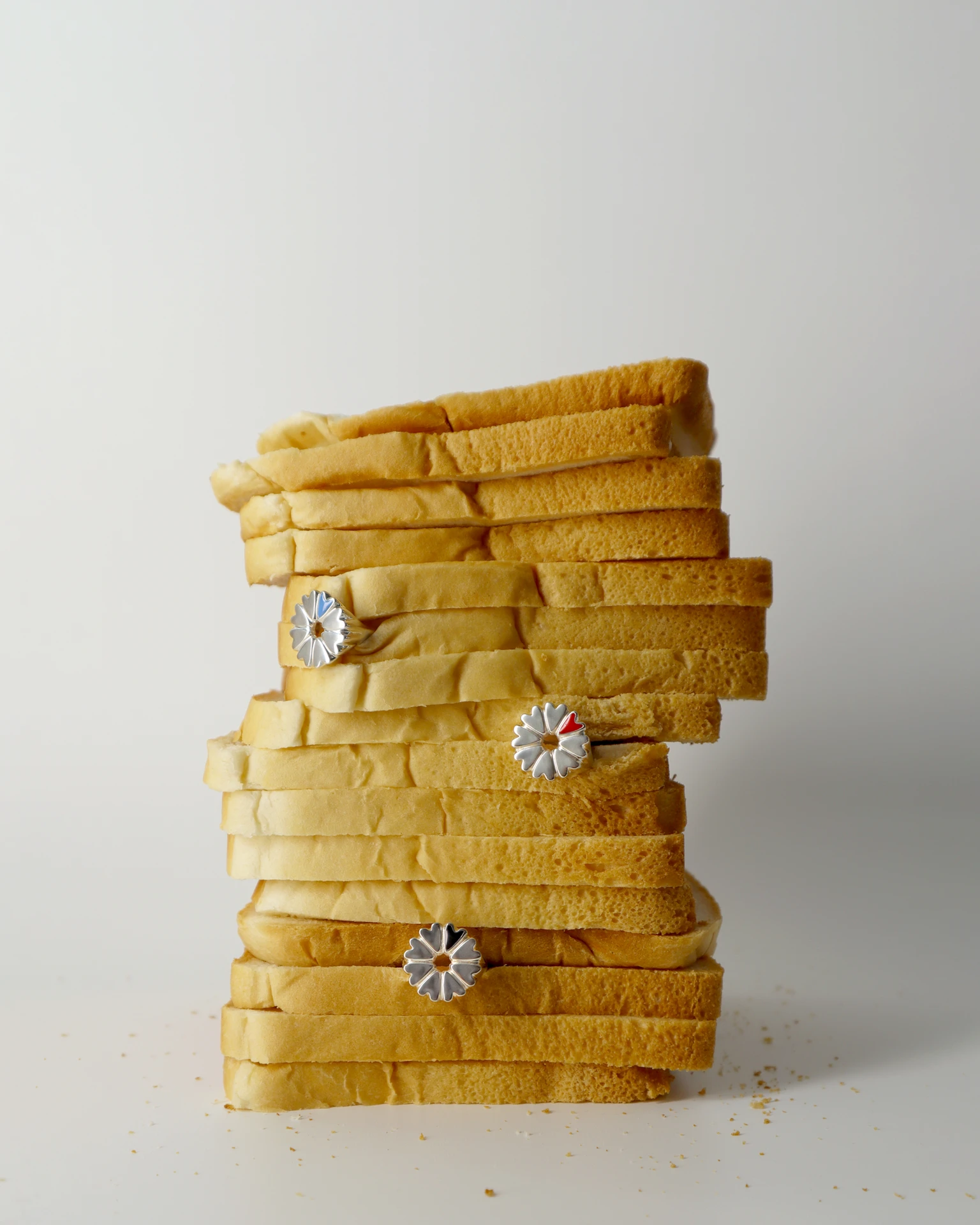 кольцо-печатка flover с черной эмалью