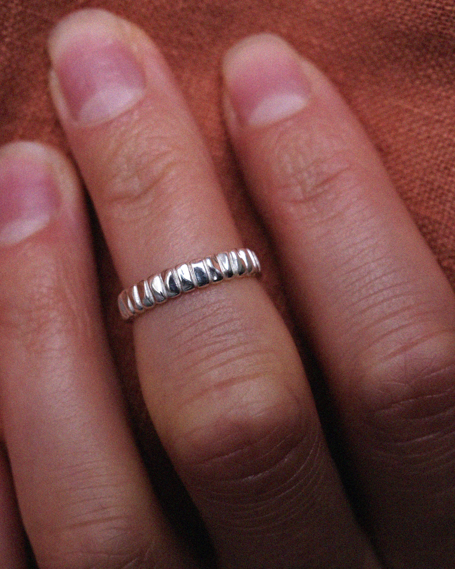 кольцо на фалангу bark