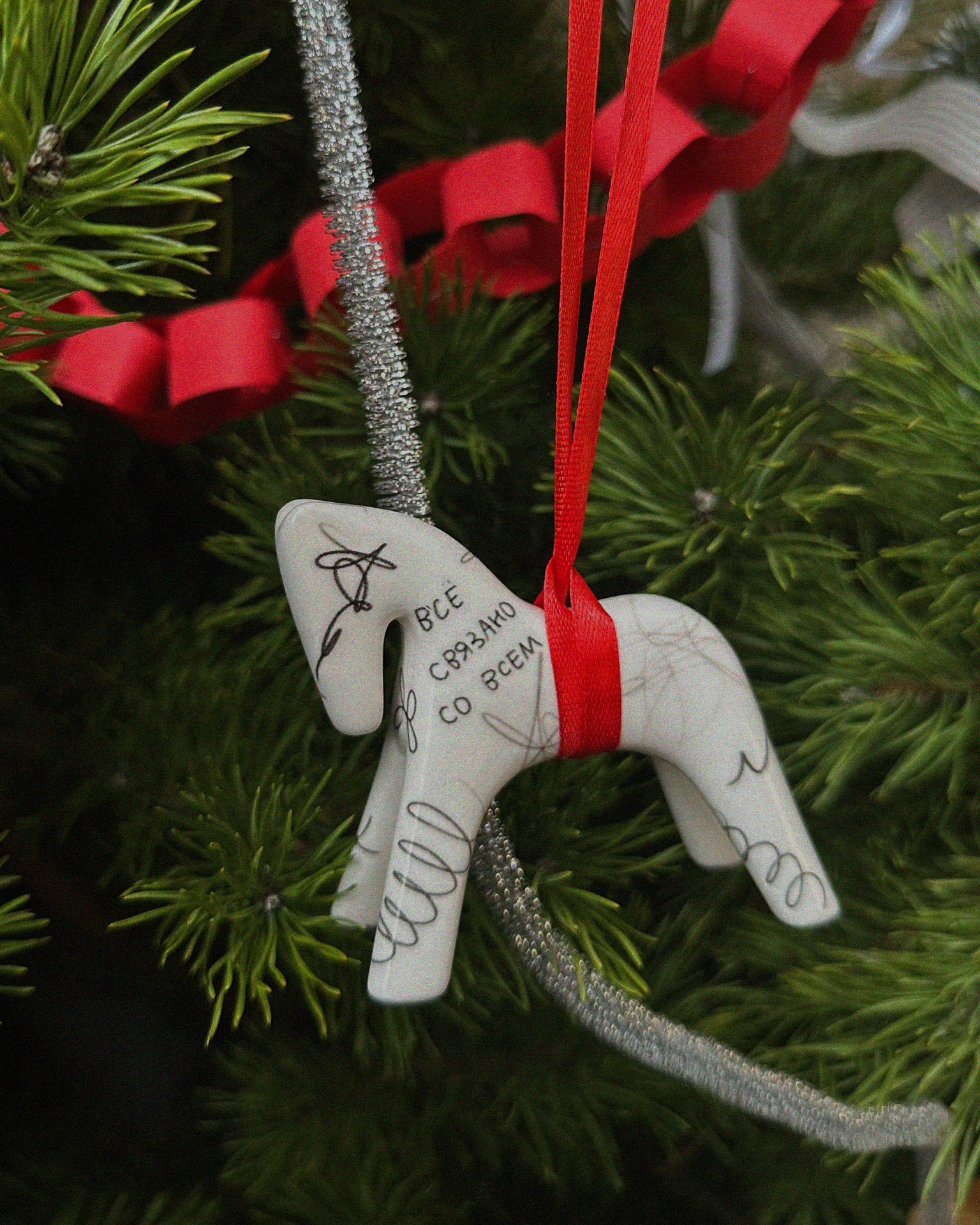 фигурка alohagaia x жечь из фарфора (всё связано со всем)