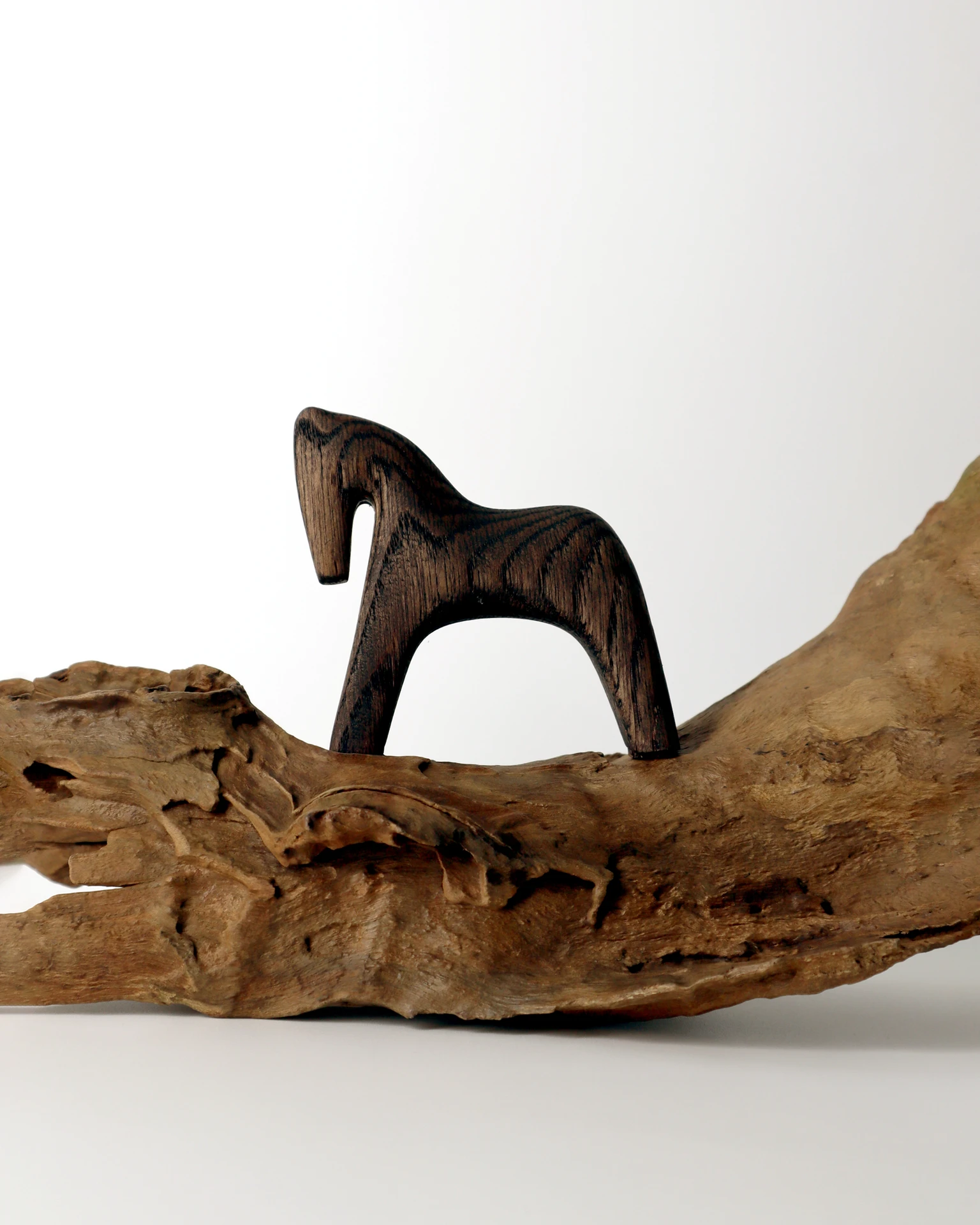 фигурка burdo (дуб)