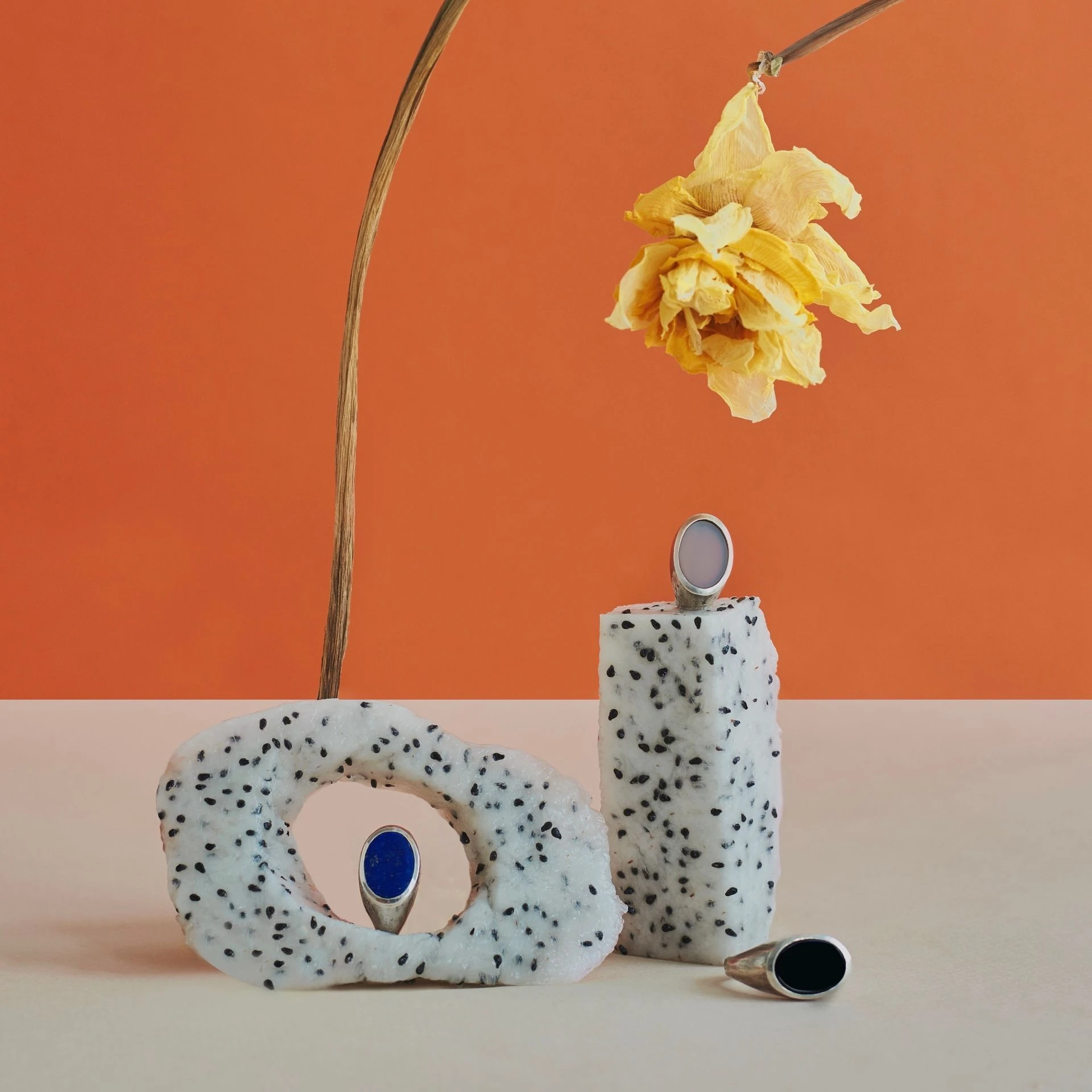 кольцо amba с красным ониксом