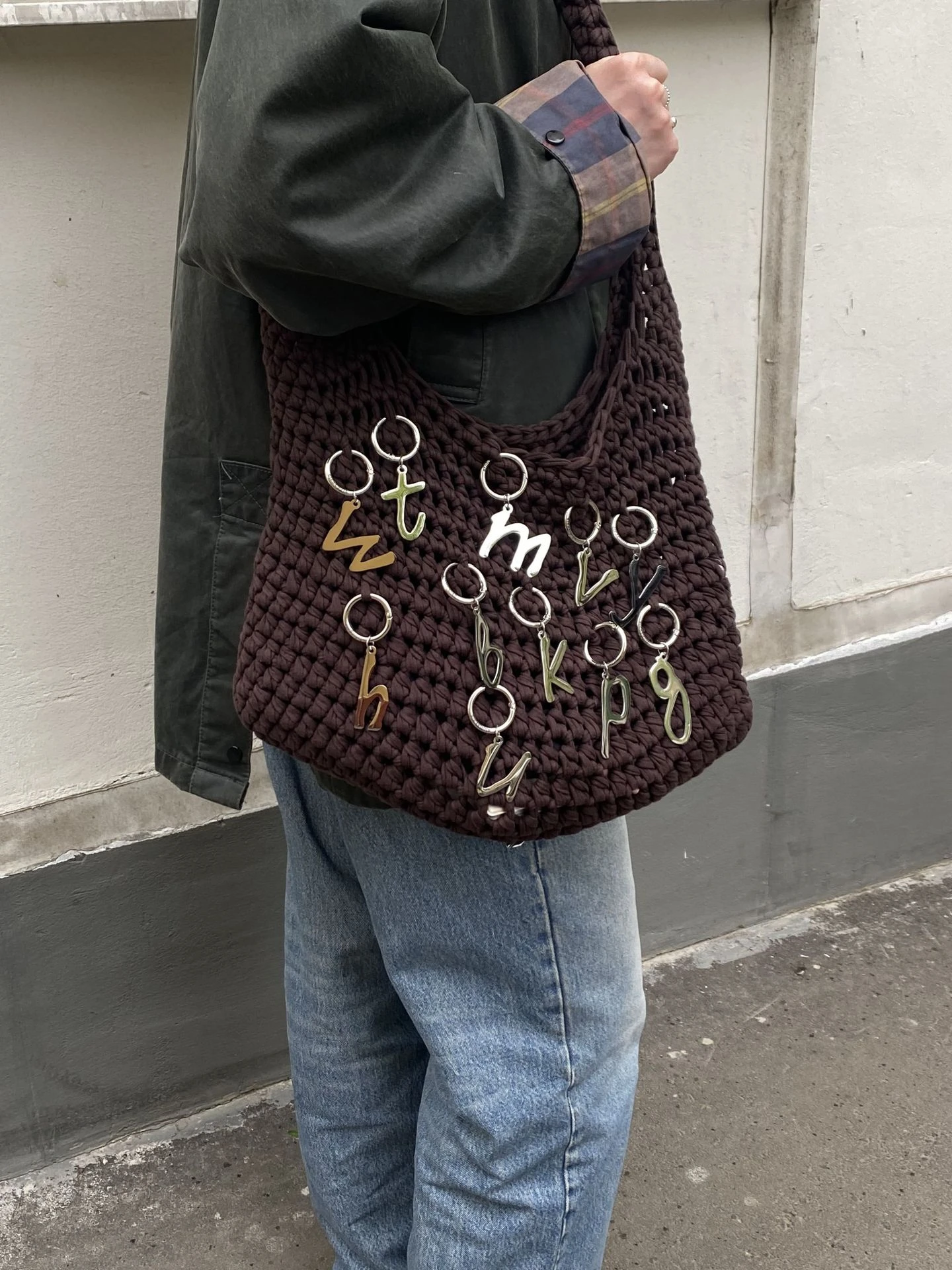 брелок-буква u