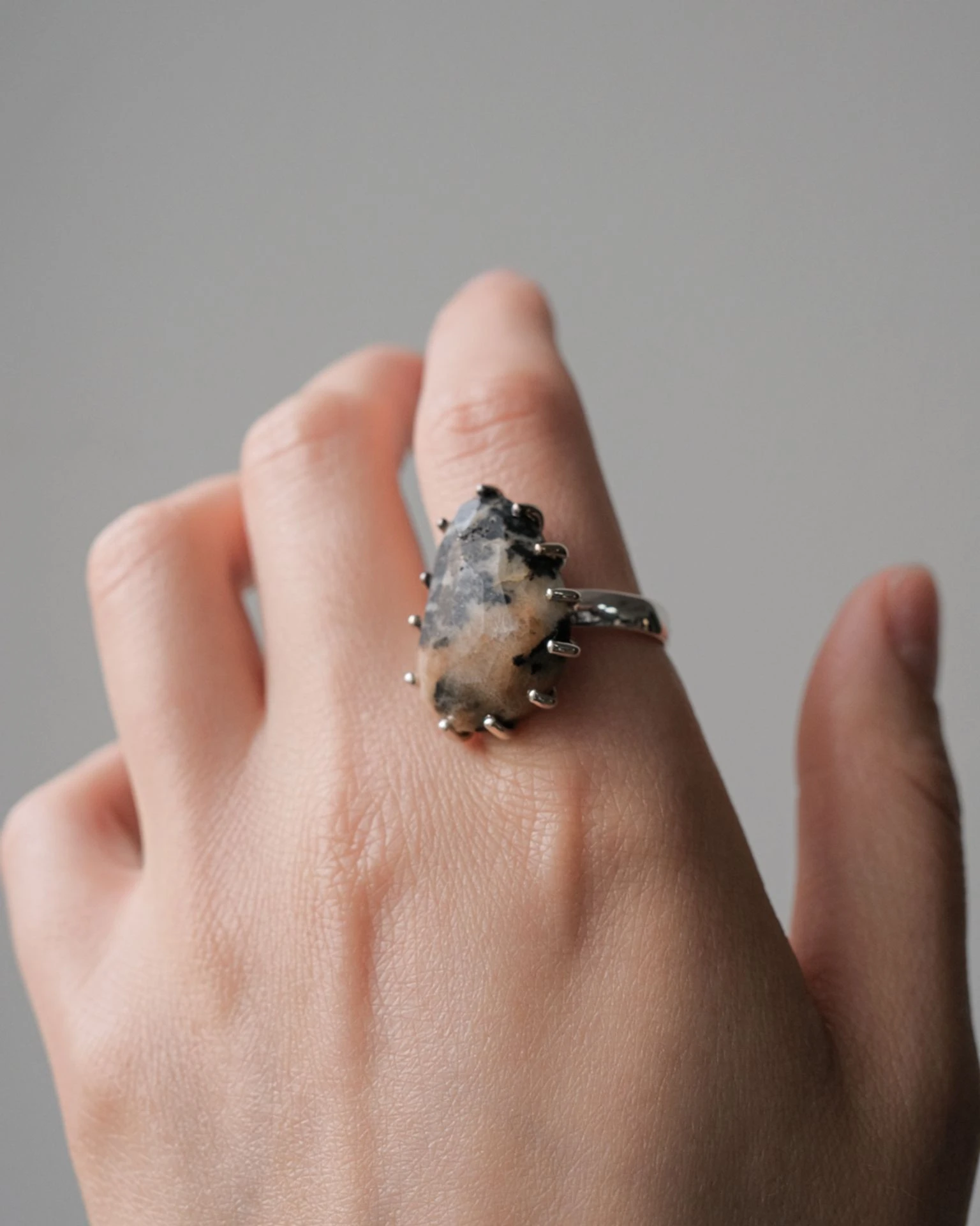 кольцо silent shore 18.5 размер (амазонит)