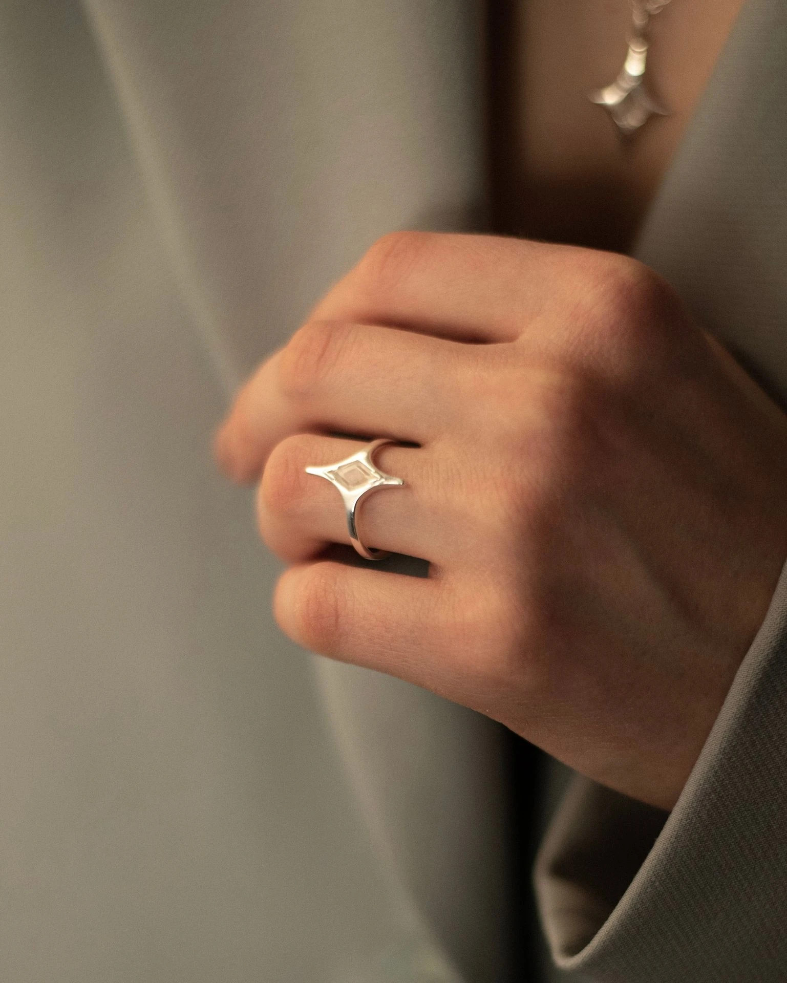 кольцо mar с горным хрусталем