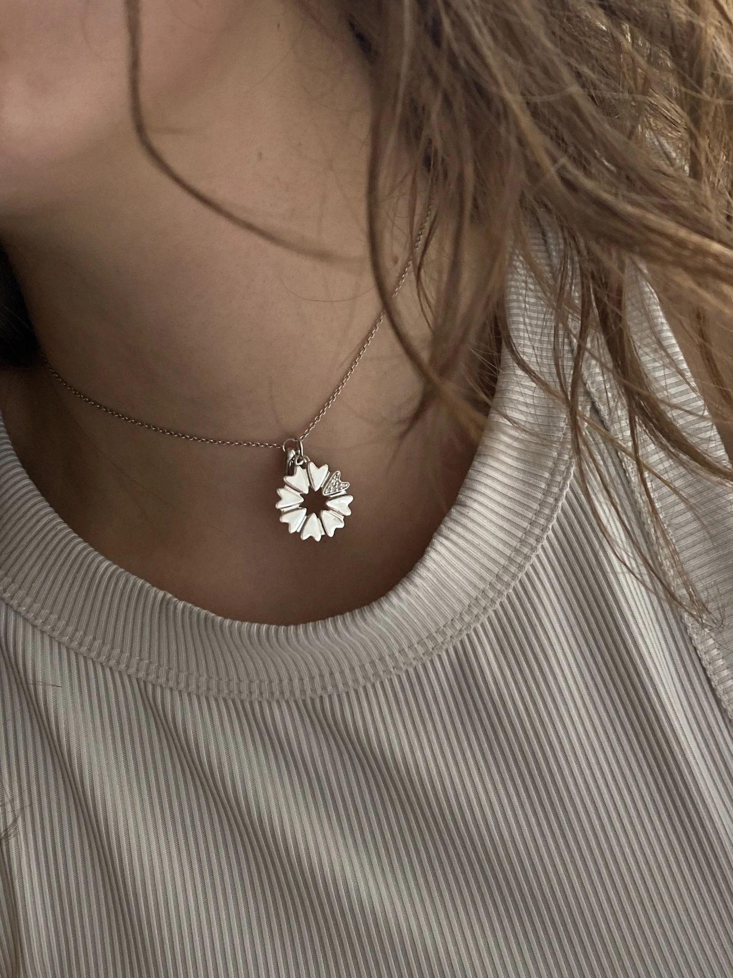 подвеска  flover с белым топазом