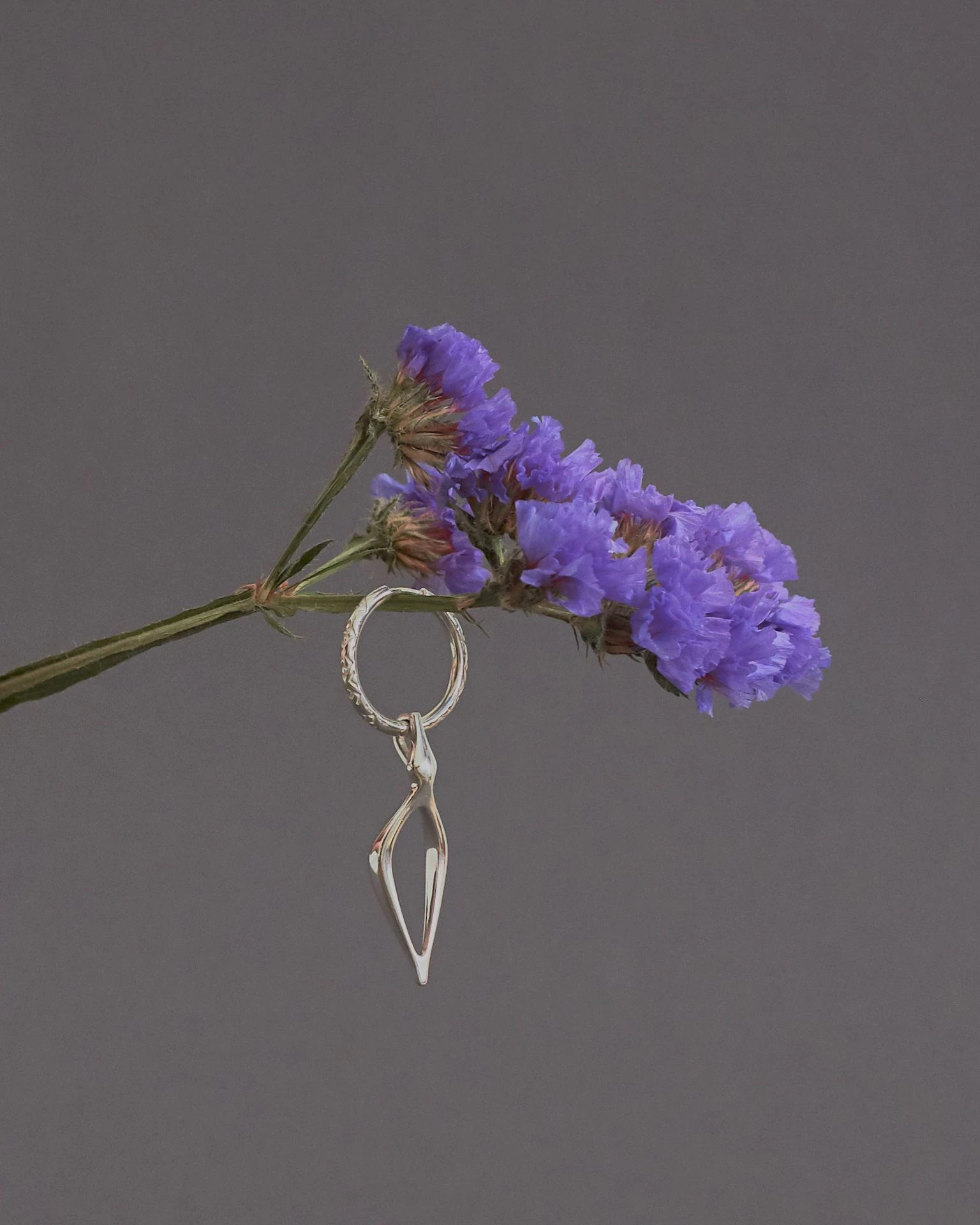 моносерьга-кликер armas (родирование)