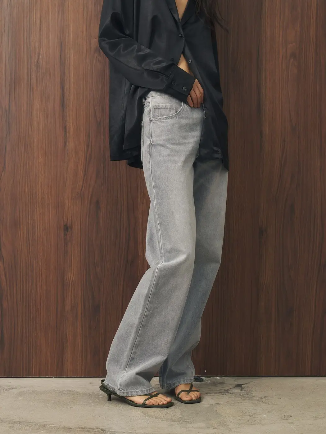 Джинсы, серый