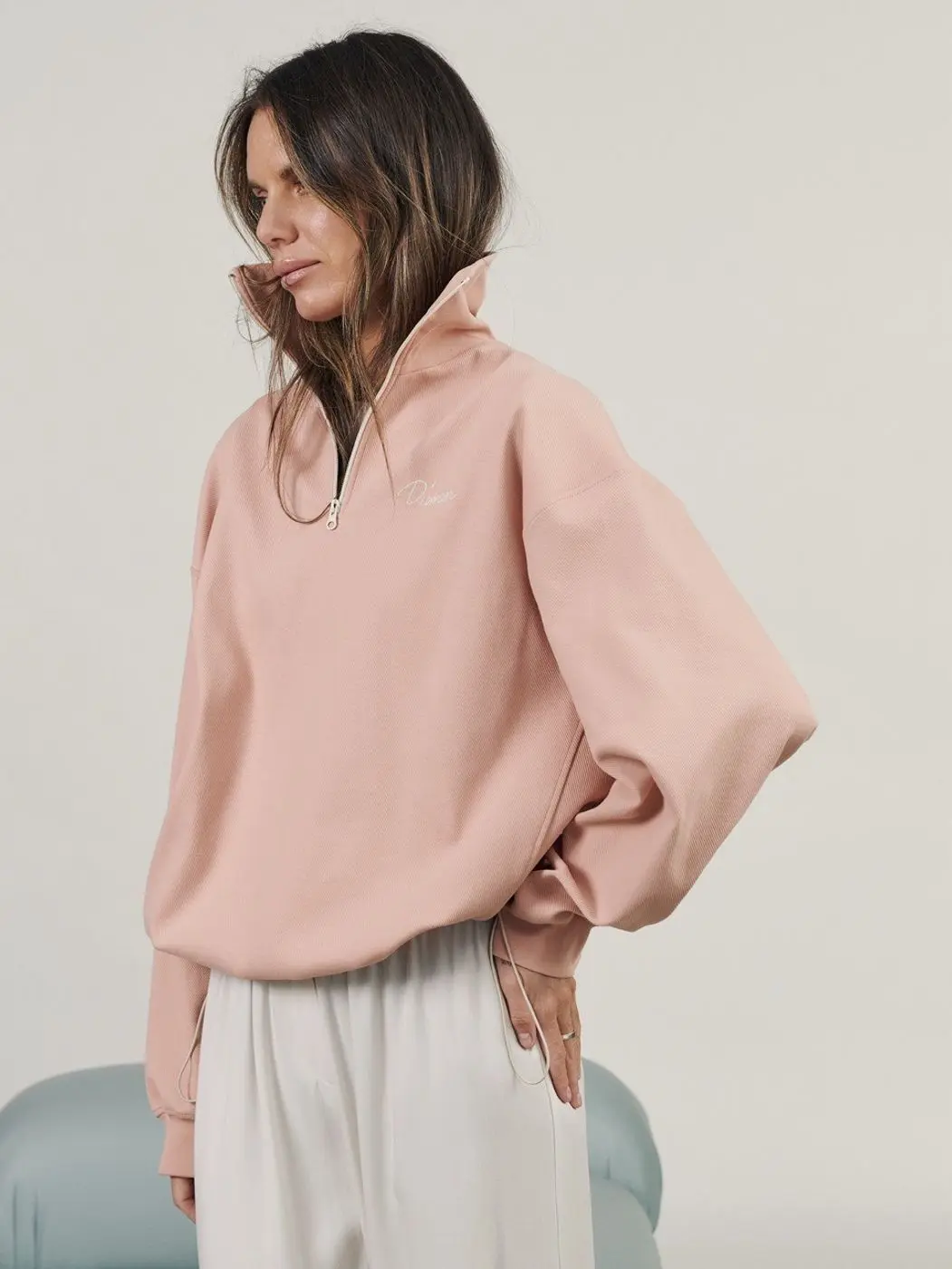 Свитшот на молнии, персиковый