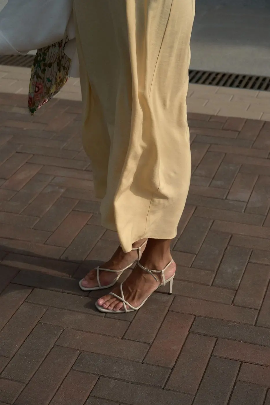 Сарафан с открытой спиной, ванильный