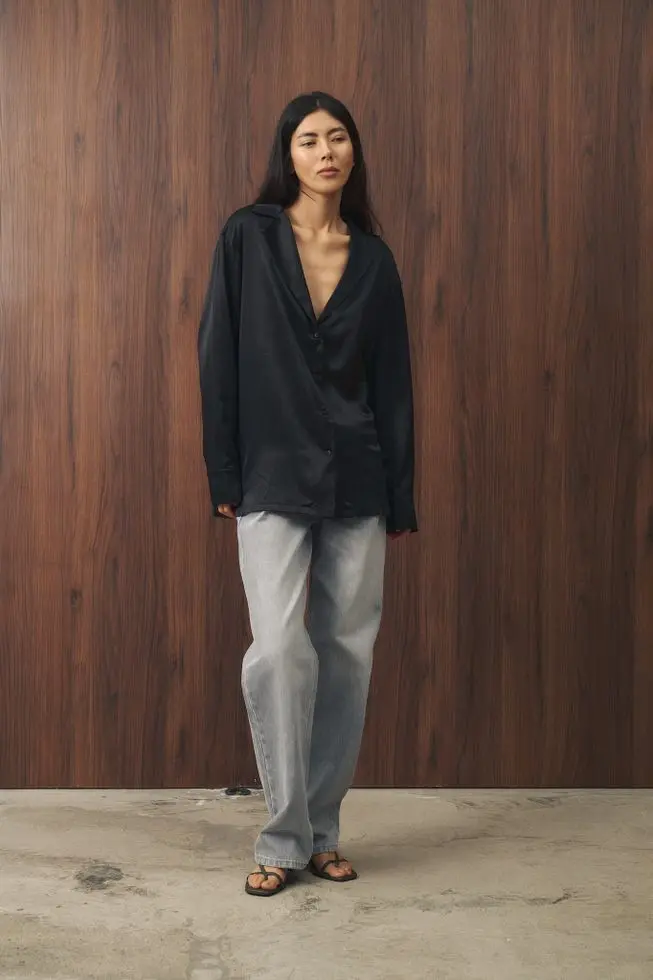 Рубашка из вискозы с английским воротником, черный