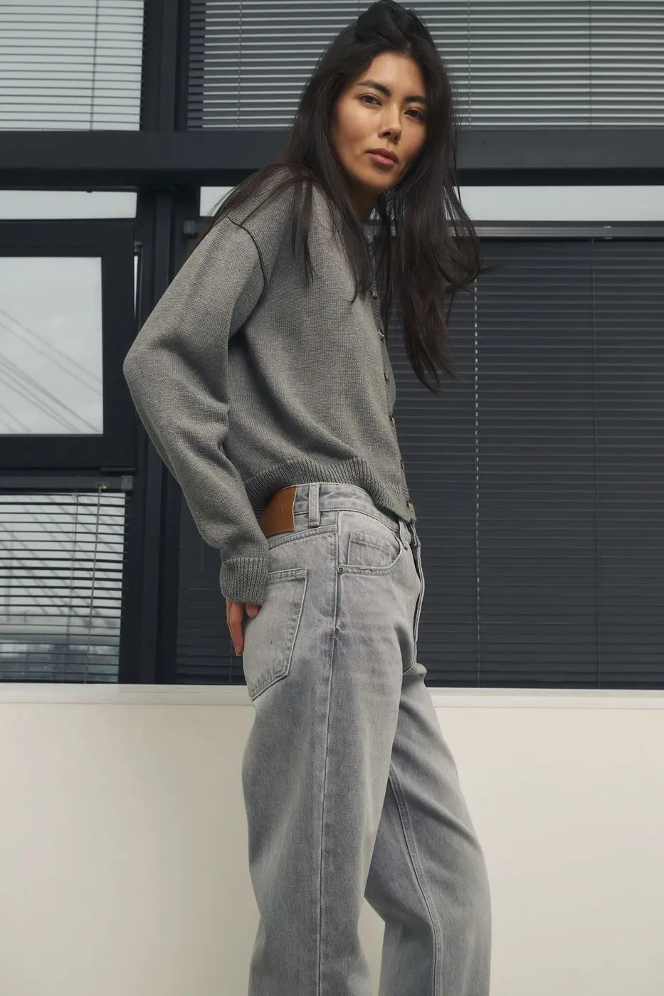 Кардиган укороченный, серый