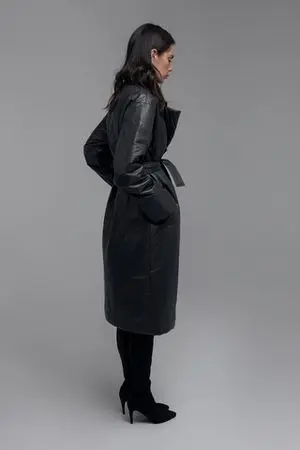 Пальто с поясом, черный