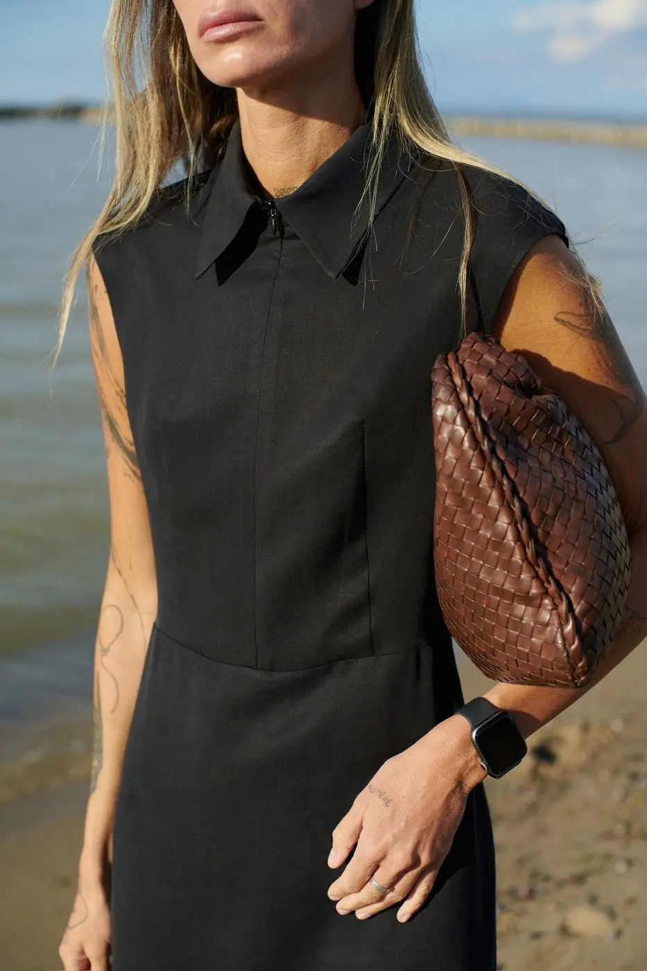 Платье миди с молнией на груди, черный