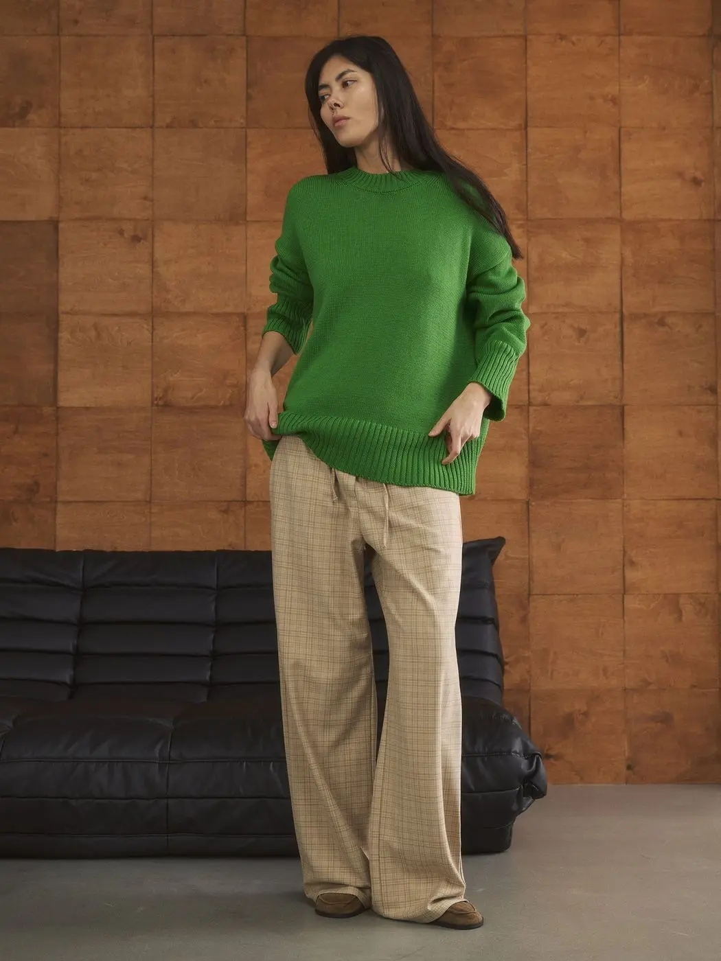 Джемпер объемный прямого кроя, зеленый