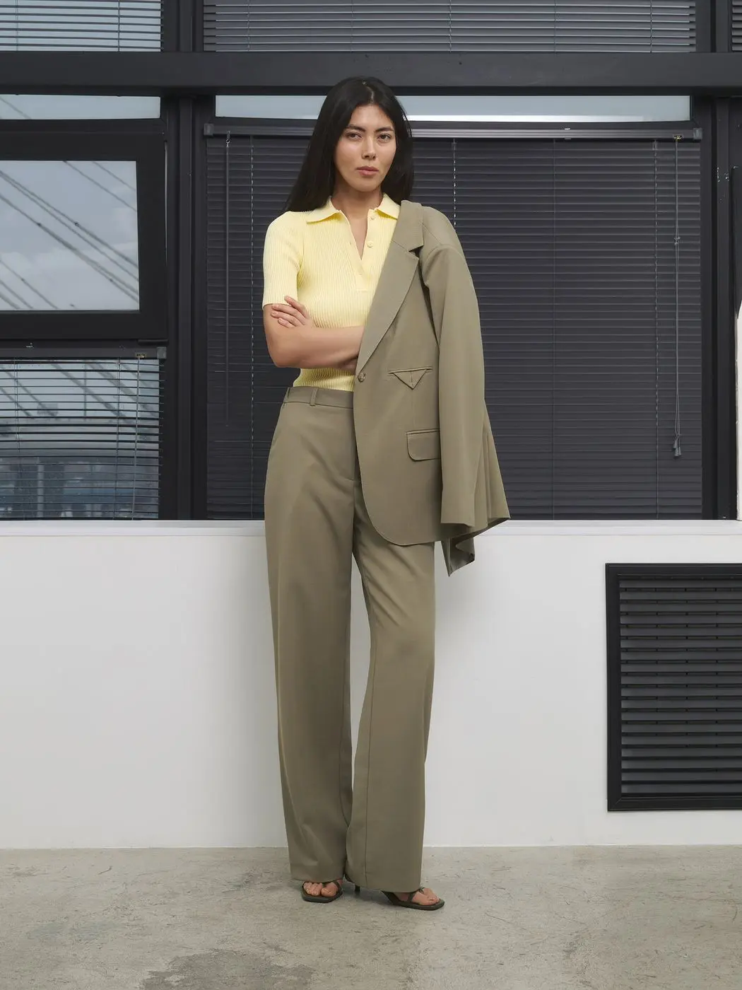 Жакет однобортный, оливковый