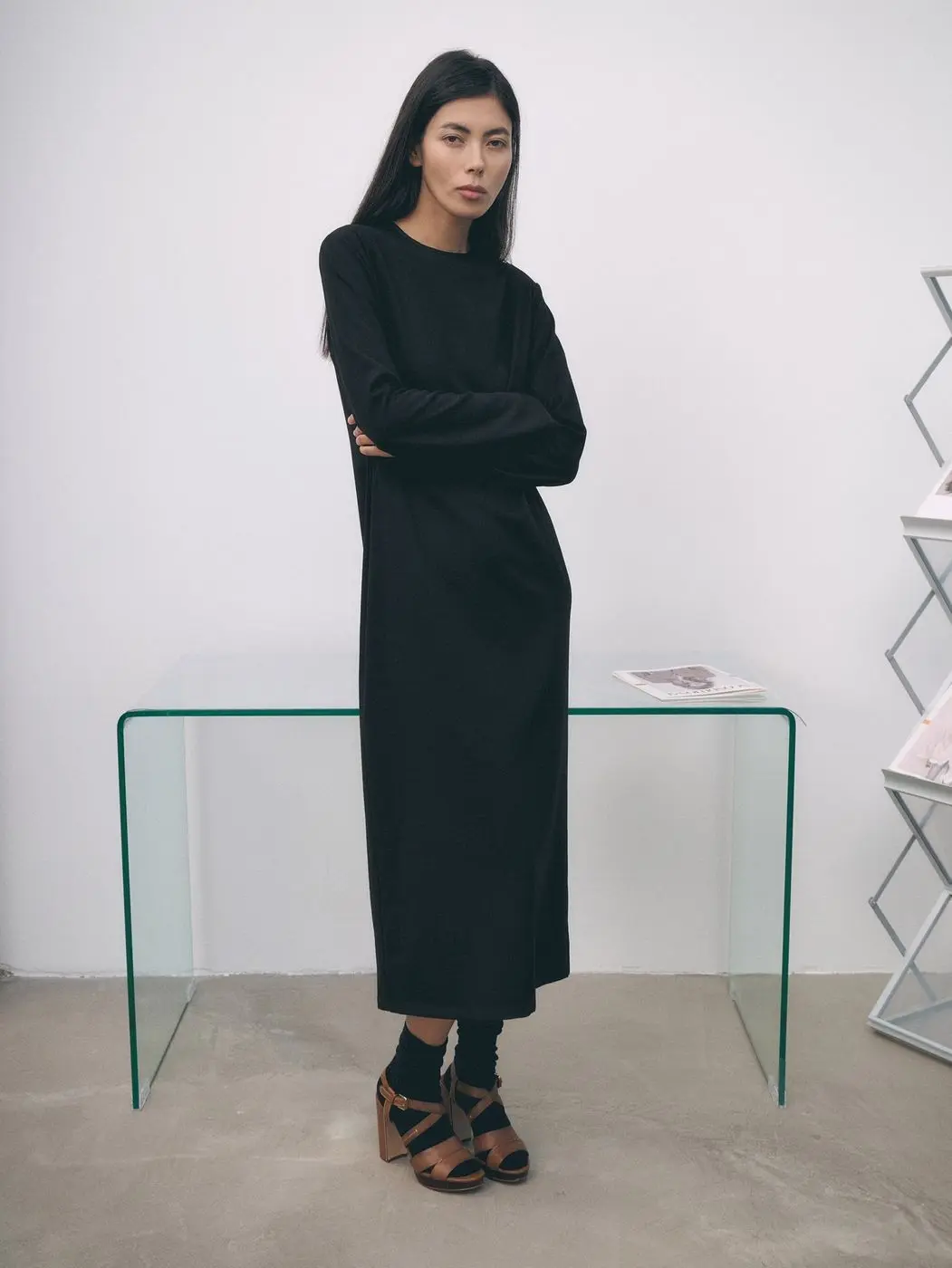 Платье макси с рукавом, черный