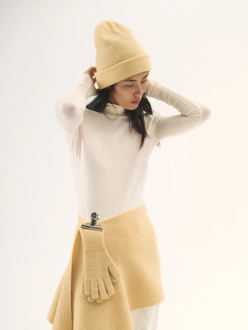 Шапка с мохером, желтый