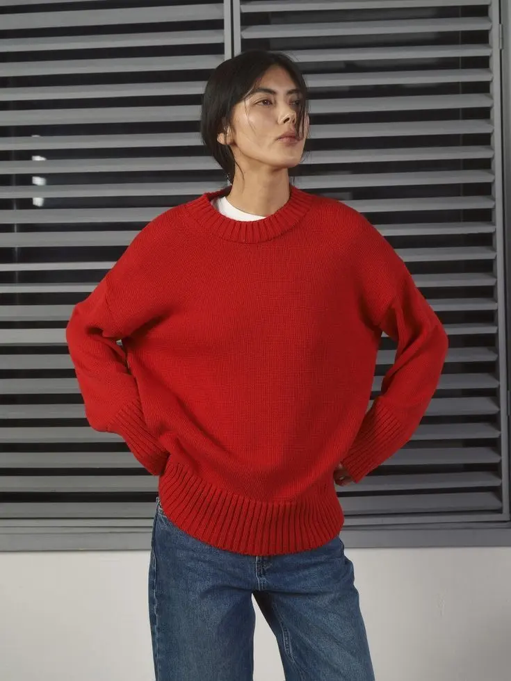 Джемпер объемный прямого кроя, красный