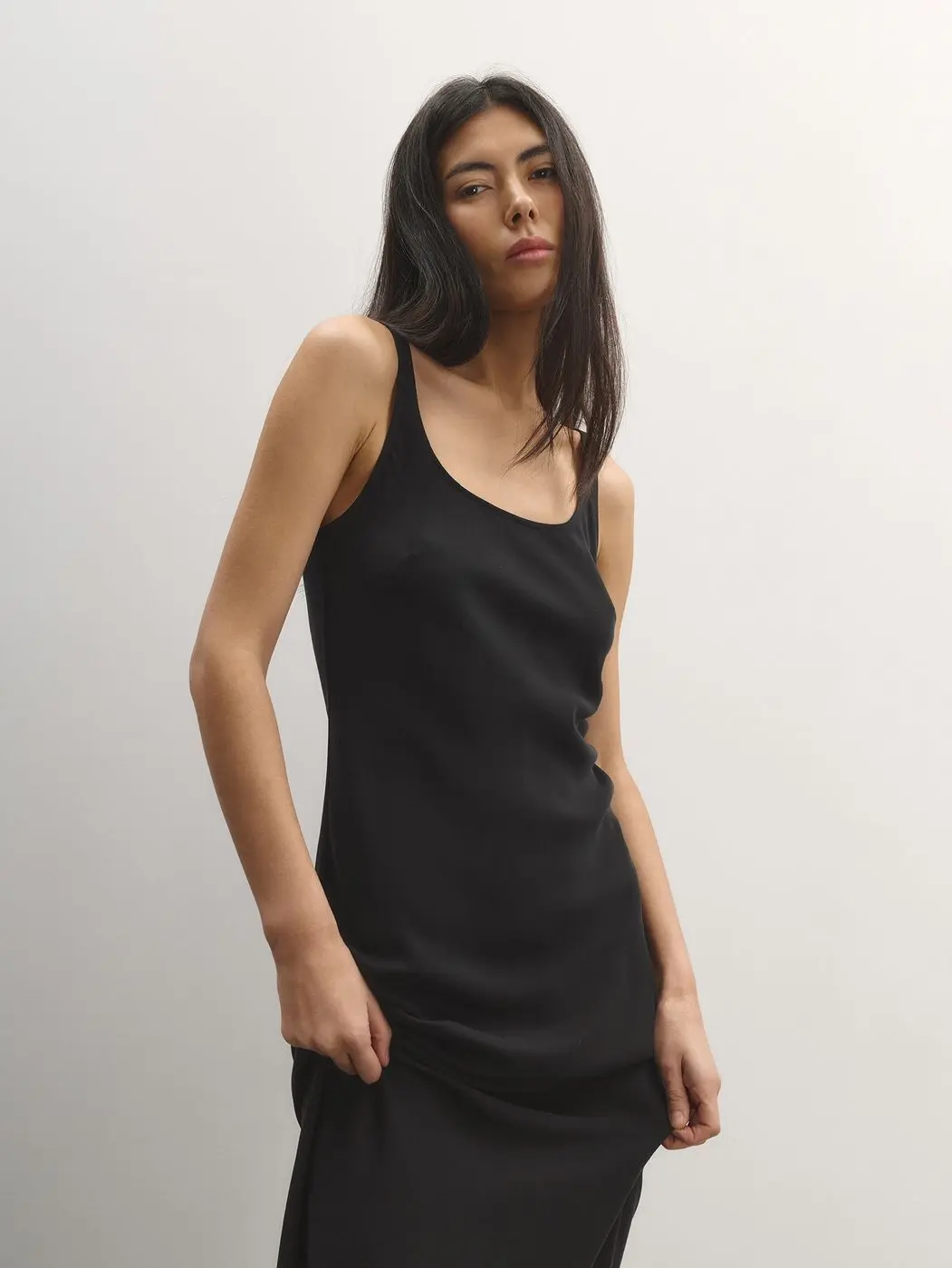 Комбинация прилегающего силуэта, черный