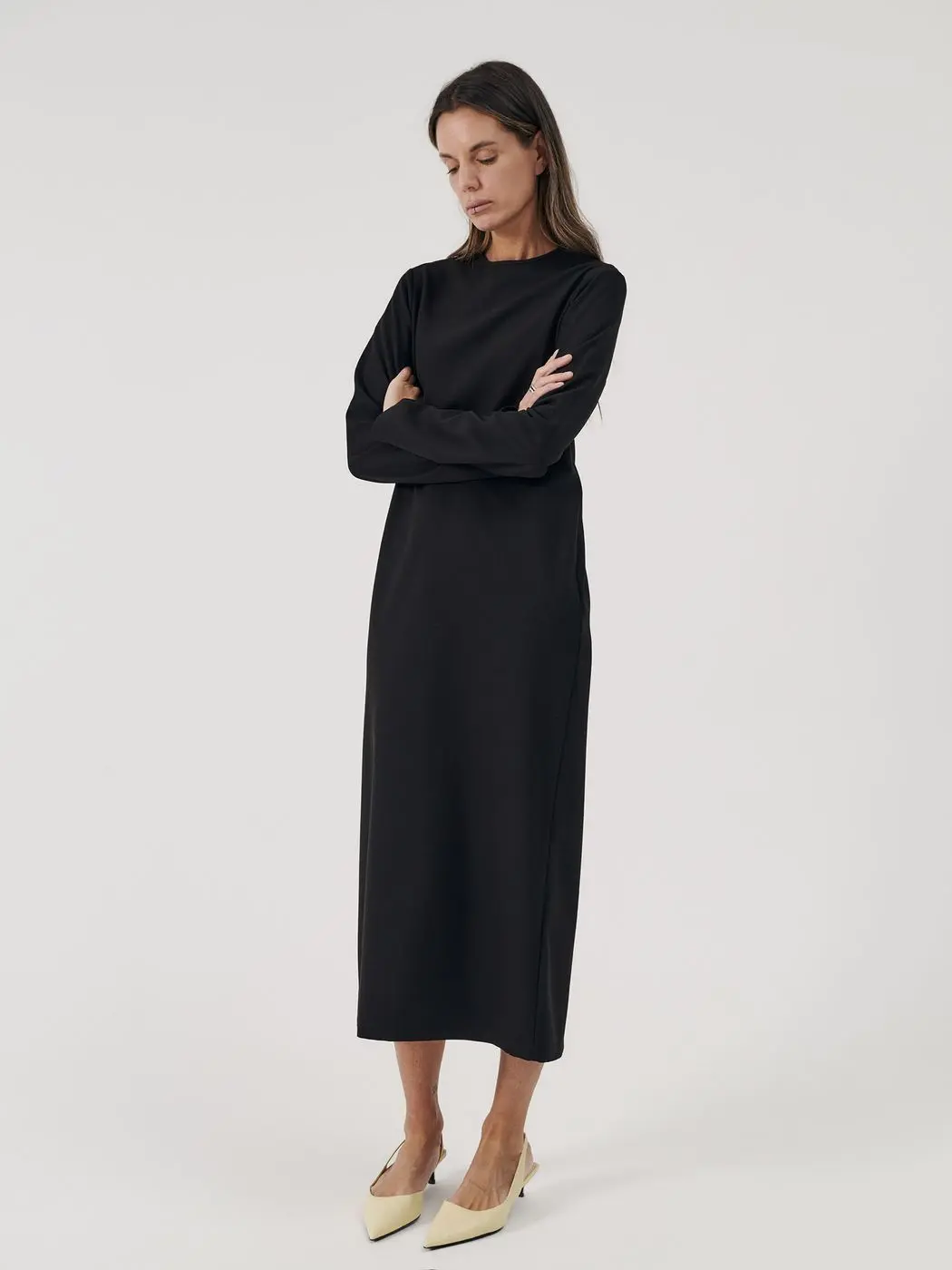 Платье макси с рукавом, черный