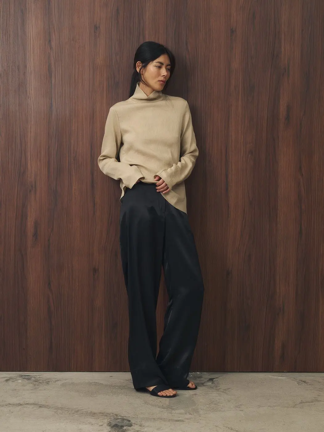 Брюки из вискозы свободного кроя, черный