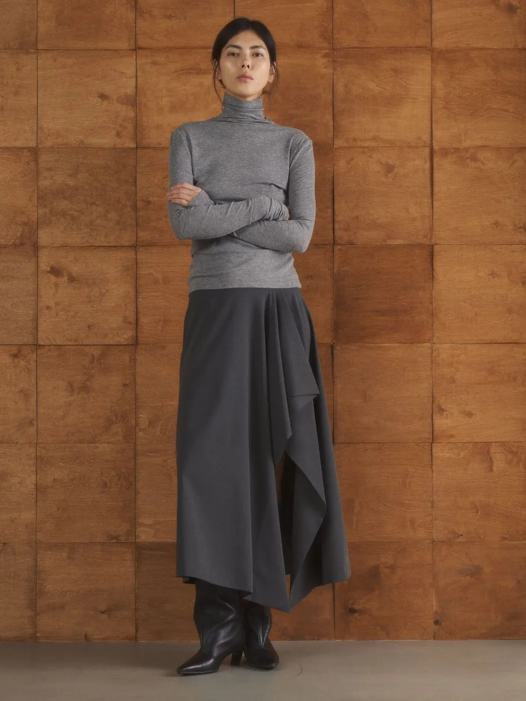 Юбка с ассиметричным воланом, графитовый