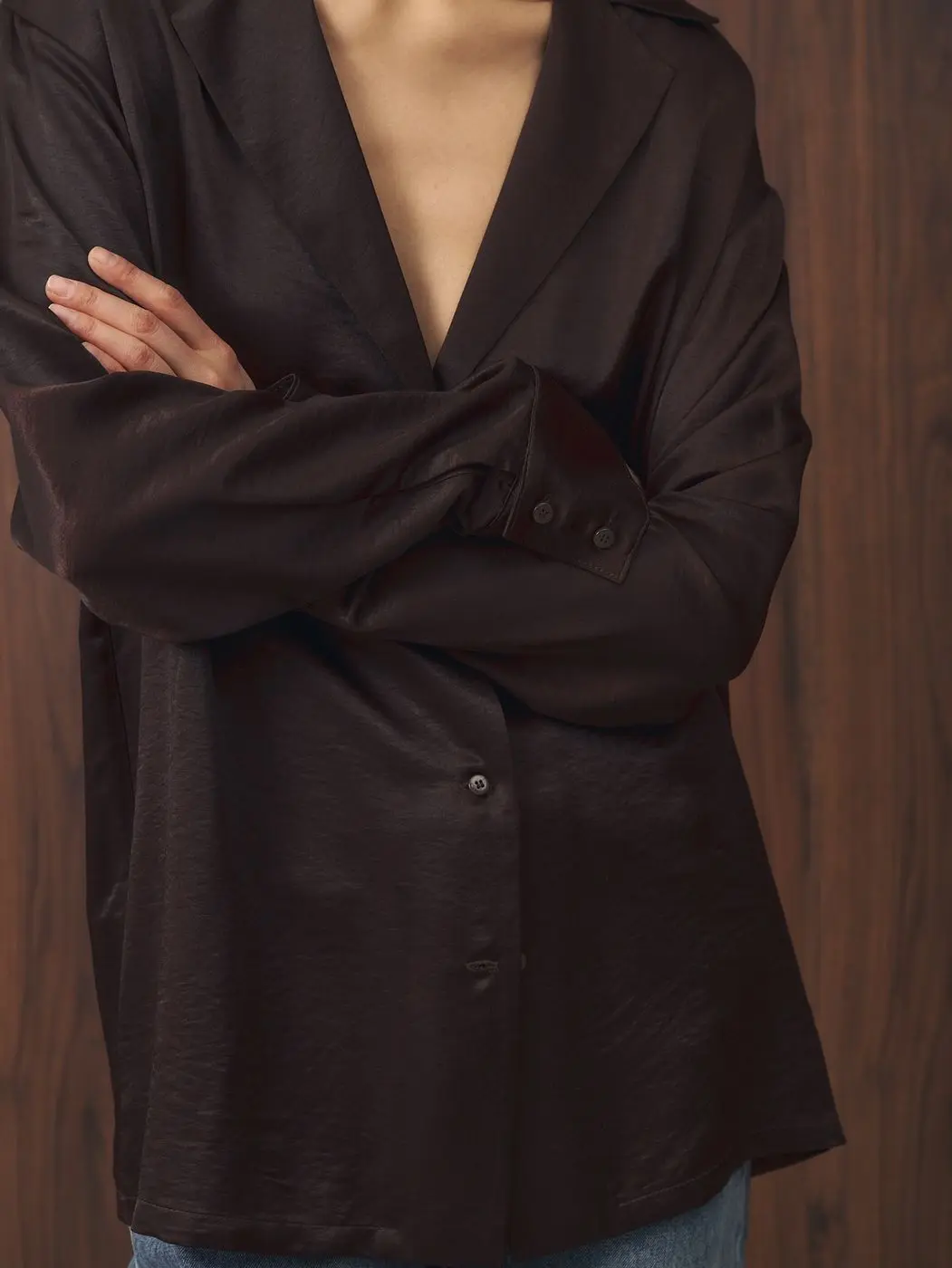 Рубашка из вискозы с английским воротником, шоколадный