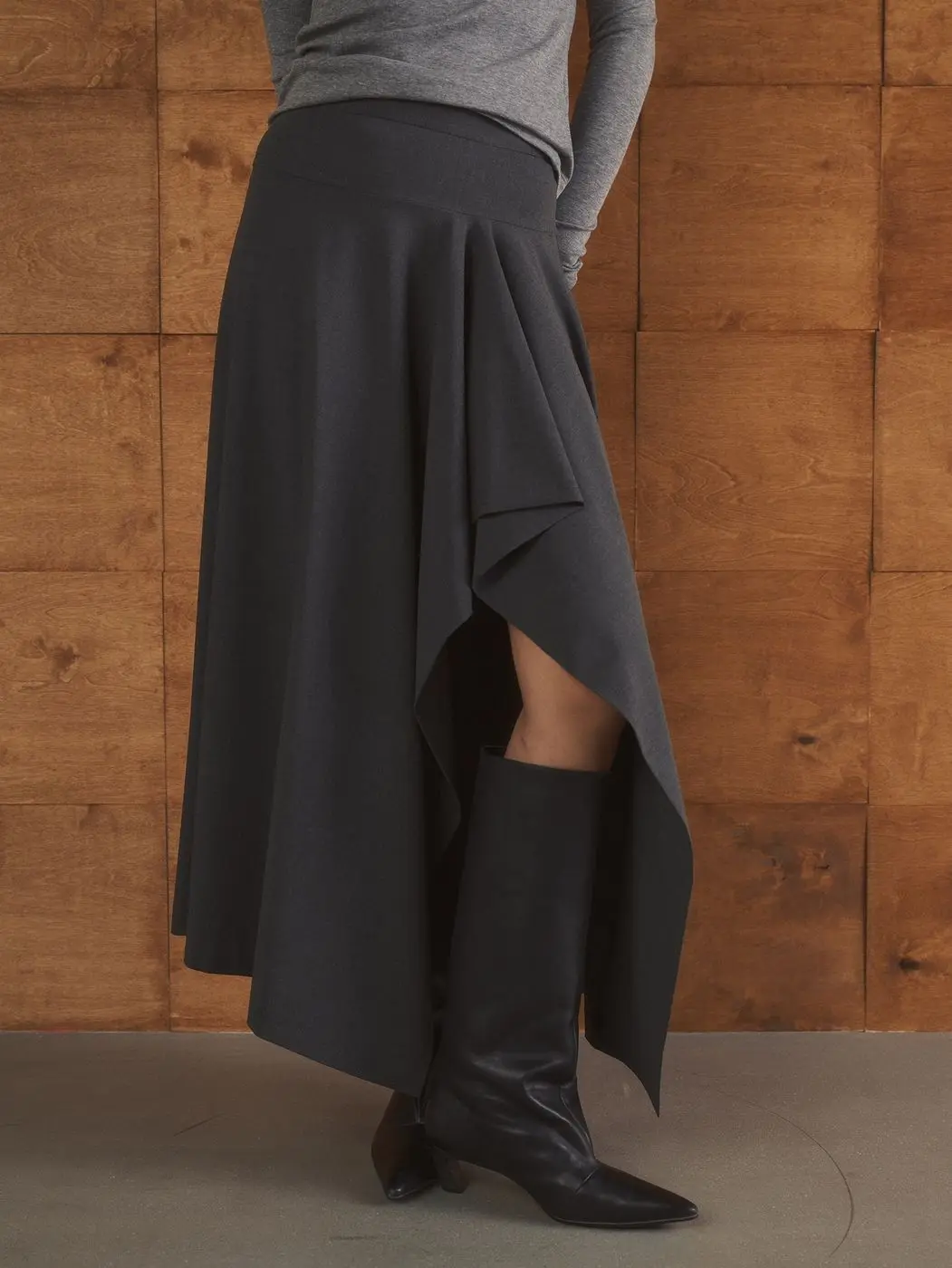 Юбка с ассиметричным воланом, графитовый