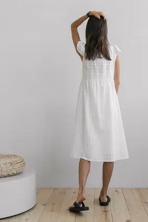 Платье с крылышками, белый