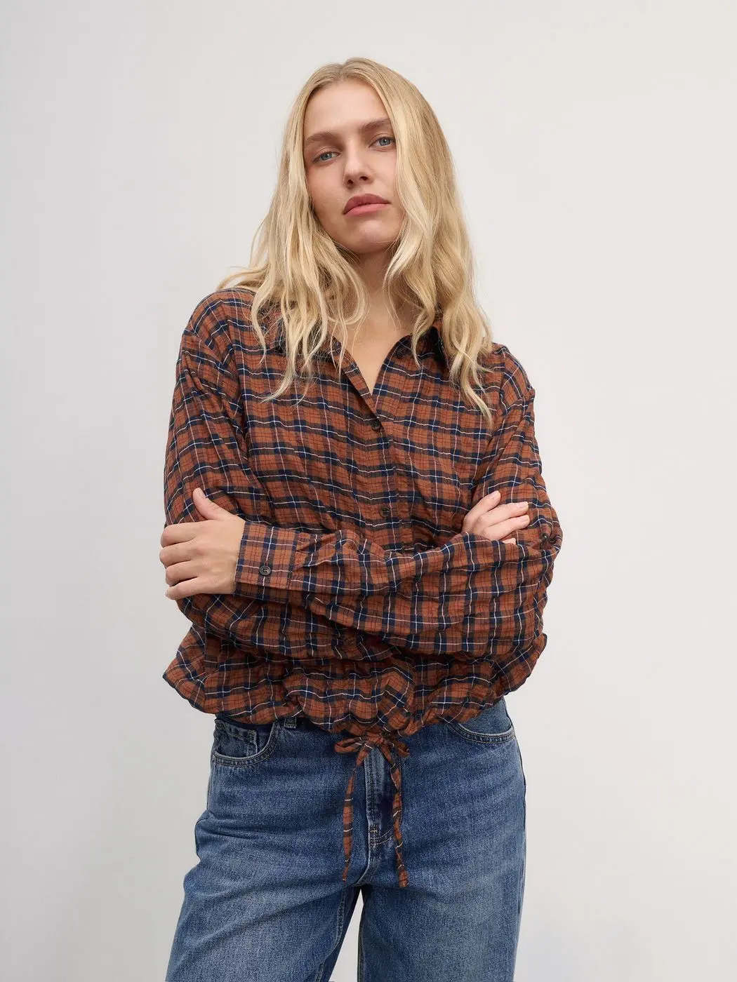 Рубашка в клетку с завязками, коричневый