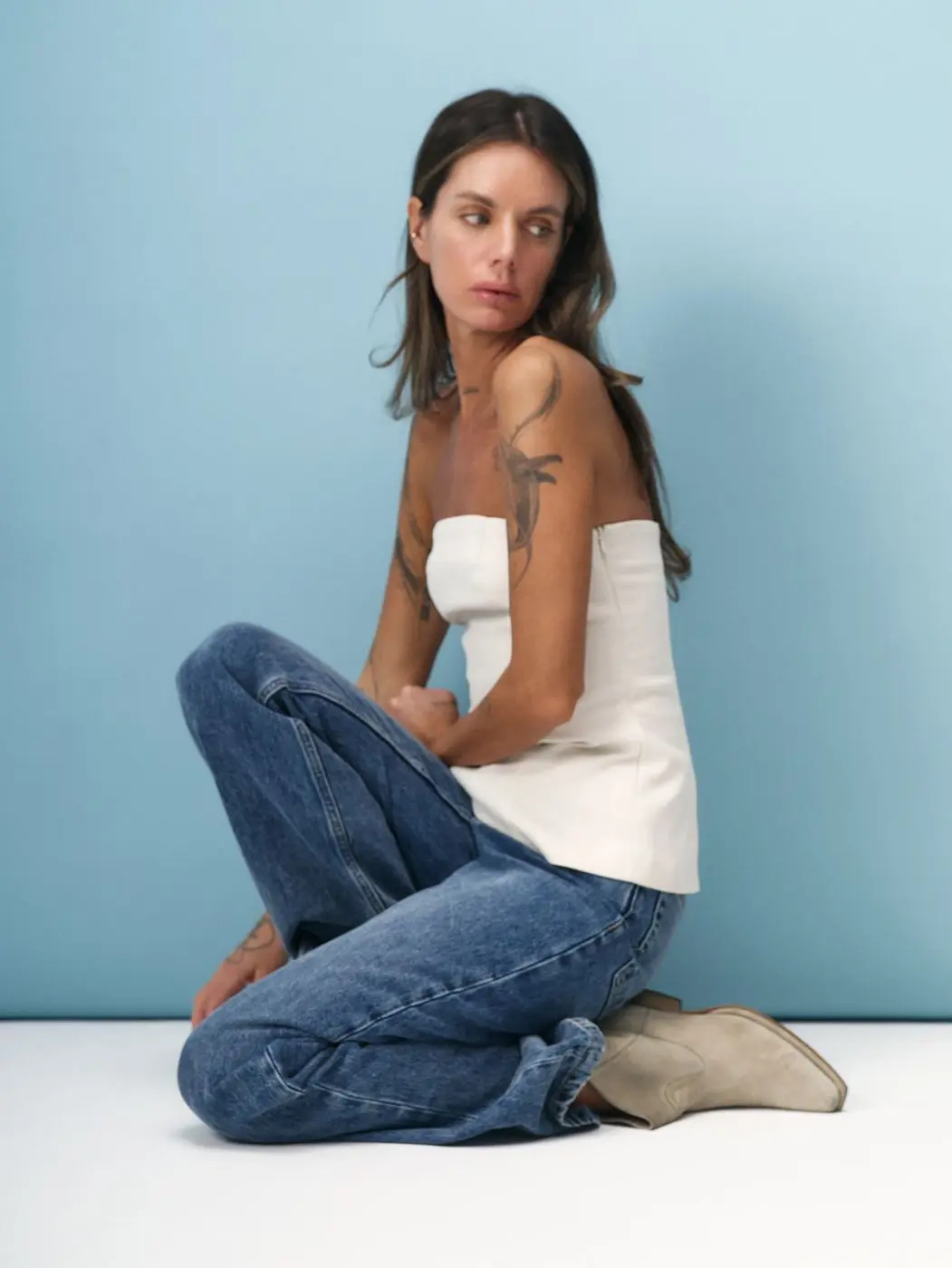 Корсет из фактурной ткани, молочный