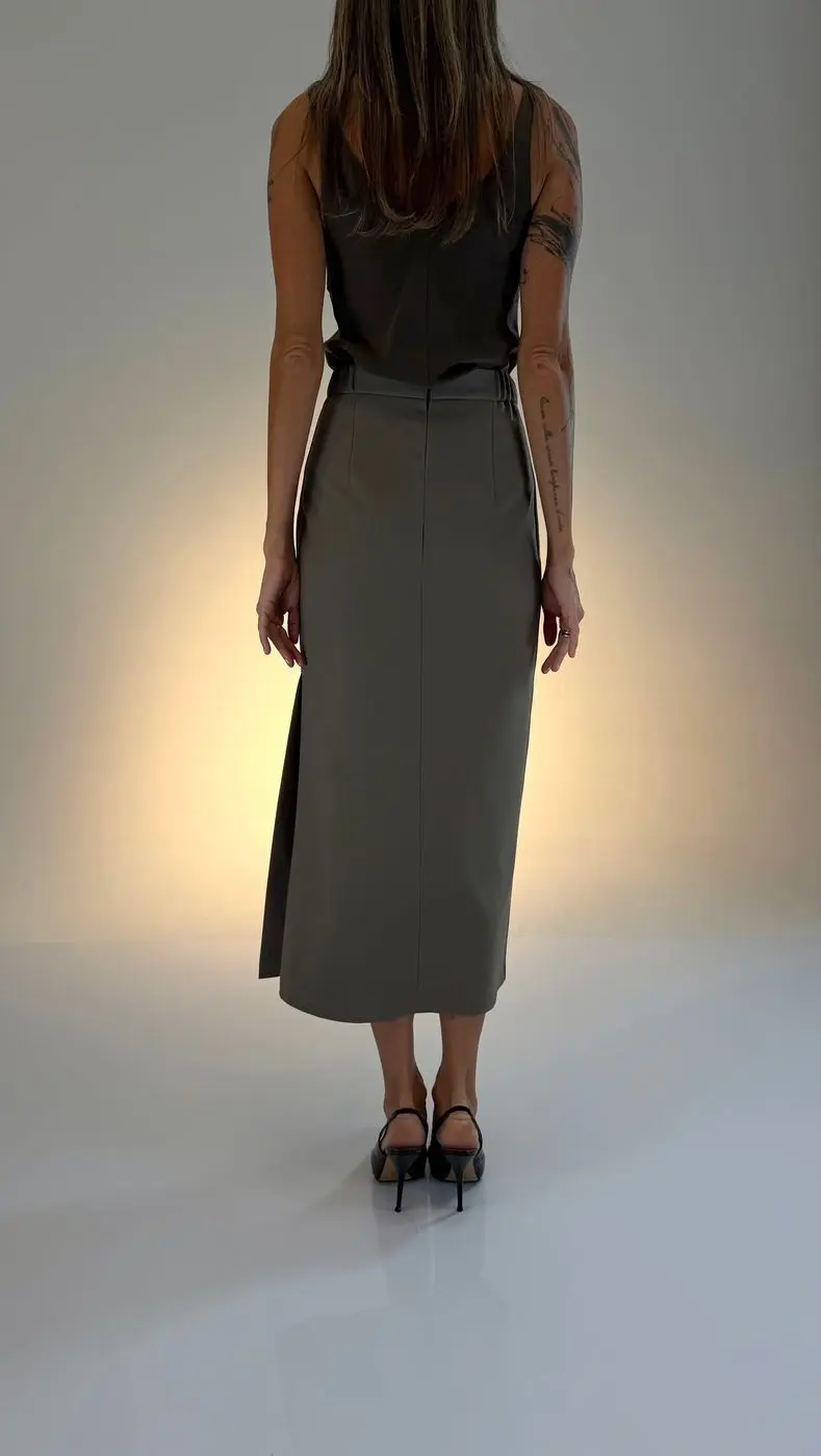 Юбка миди со шлицей сбоку, хаки