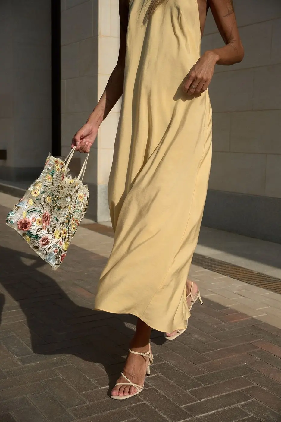 Сарафан с открытой спиной, ванильный