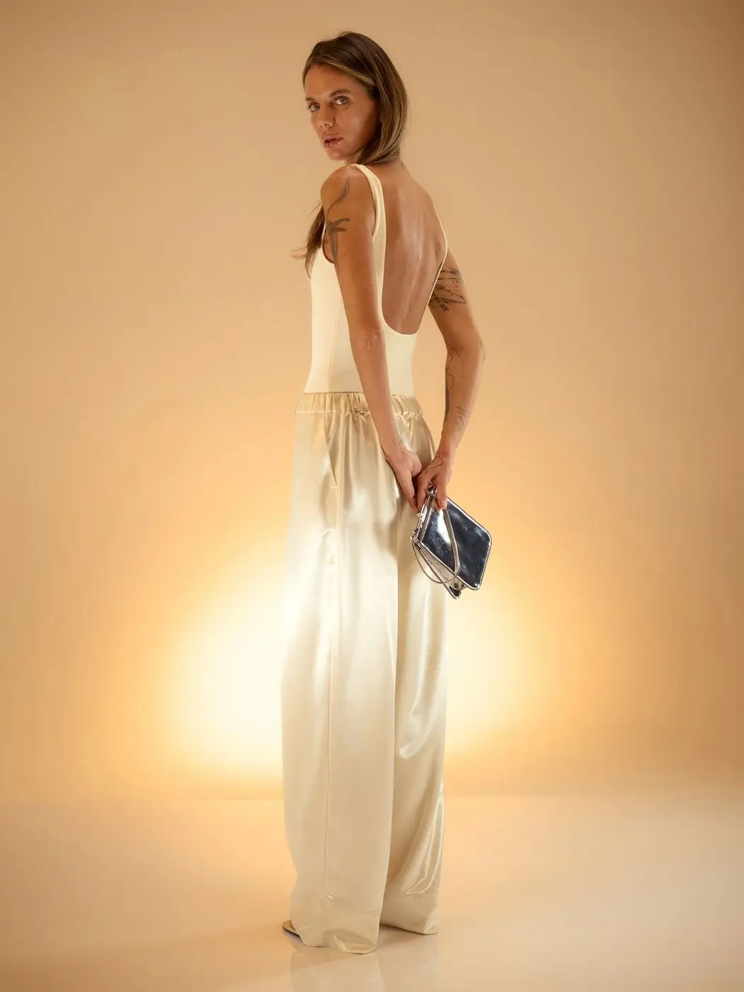 Брюки мерцающие, молочный